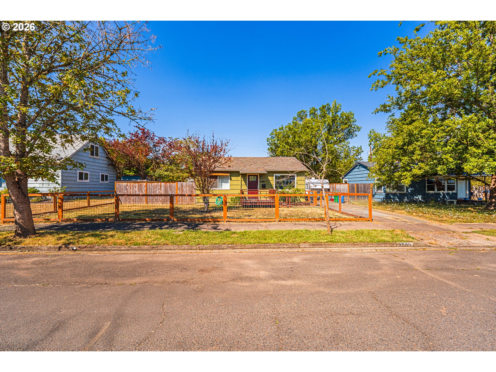 1540 Wilson St Property Photo 2