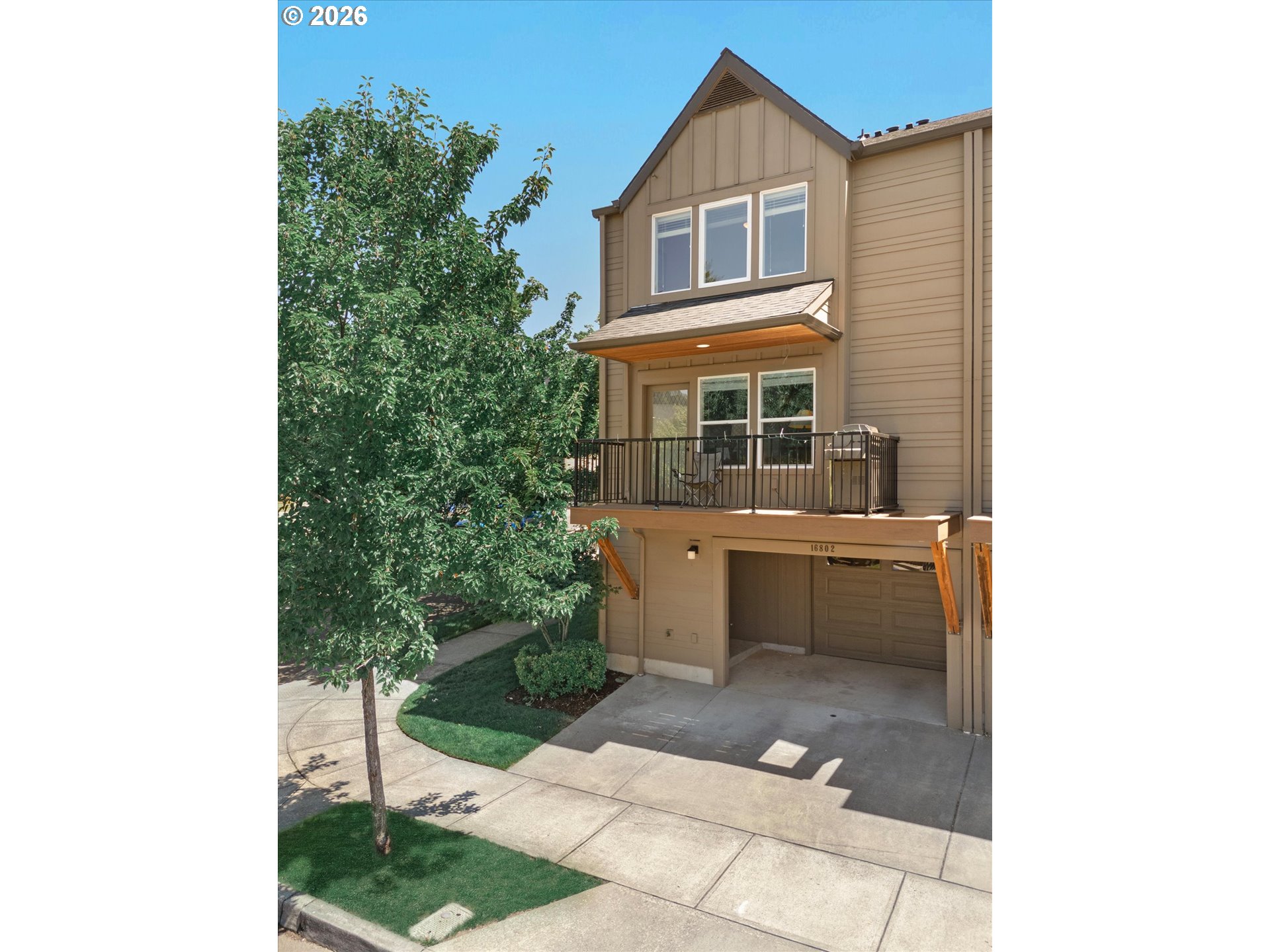 16802 Chula Vista Ave Property Photo 10