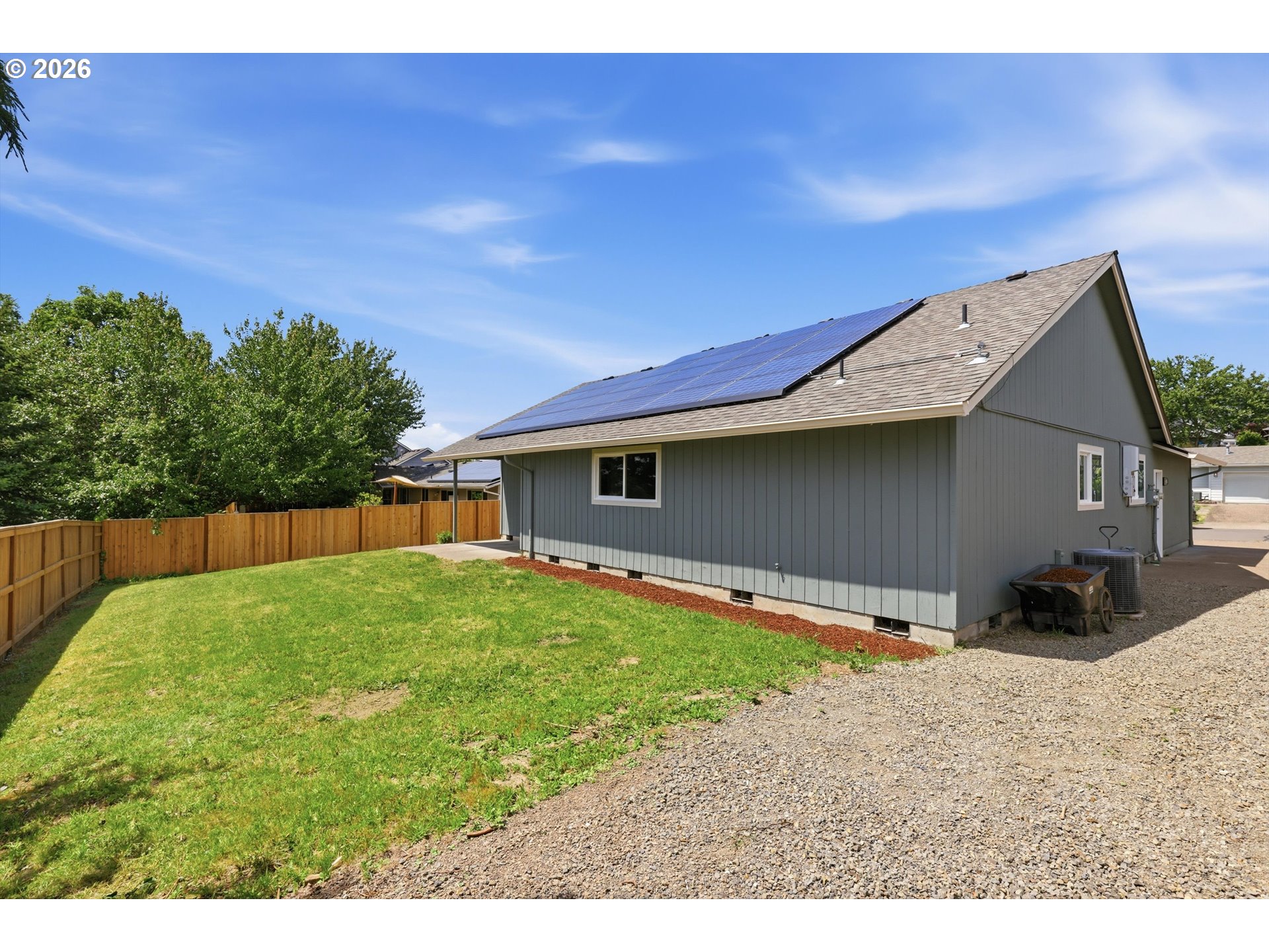 306 E Hilltop Dr Property Photo 30