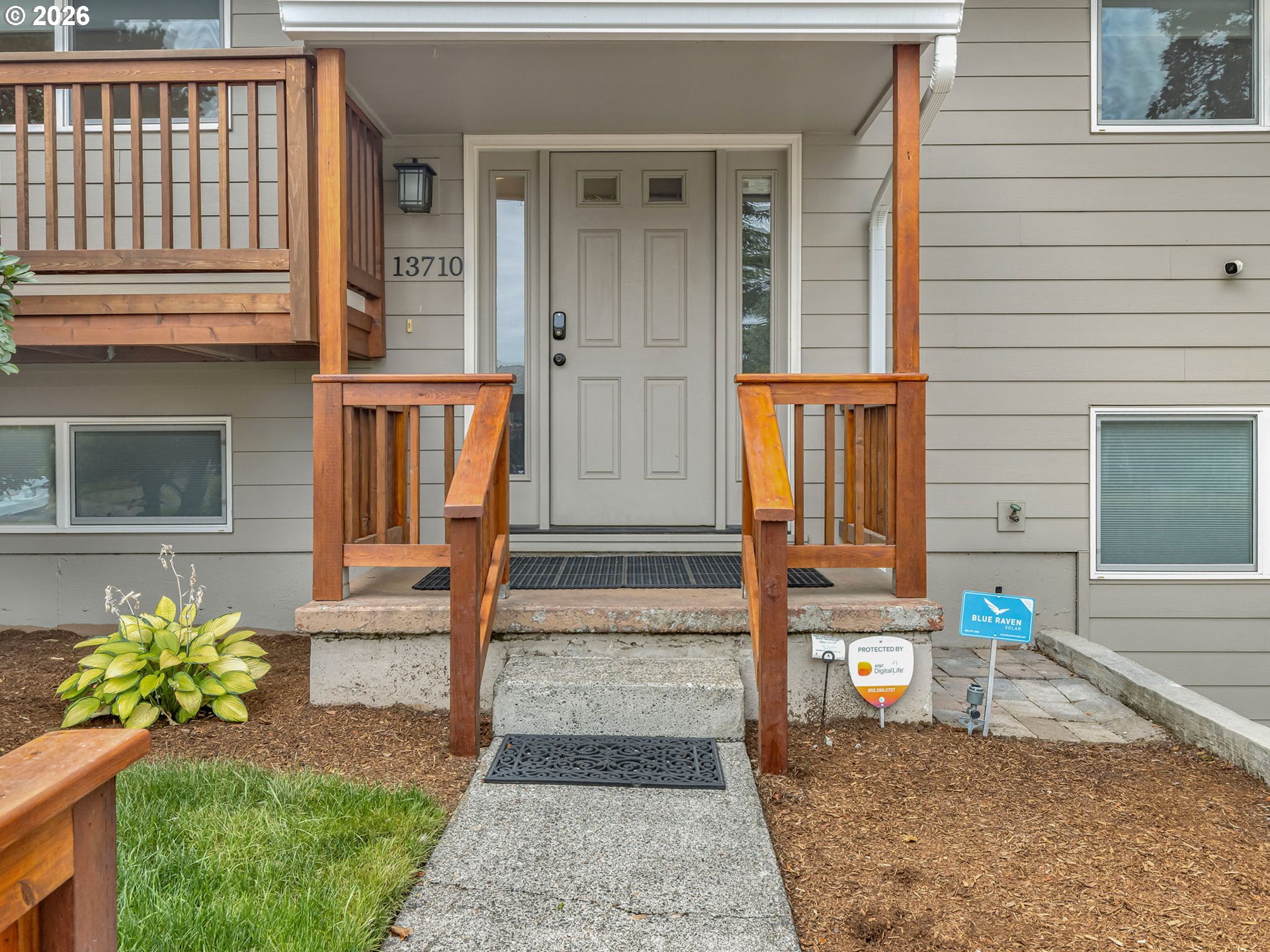 13710 Ne Beech St Property Photo 5