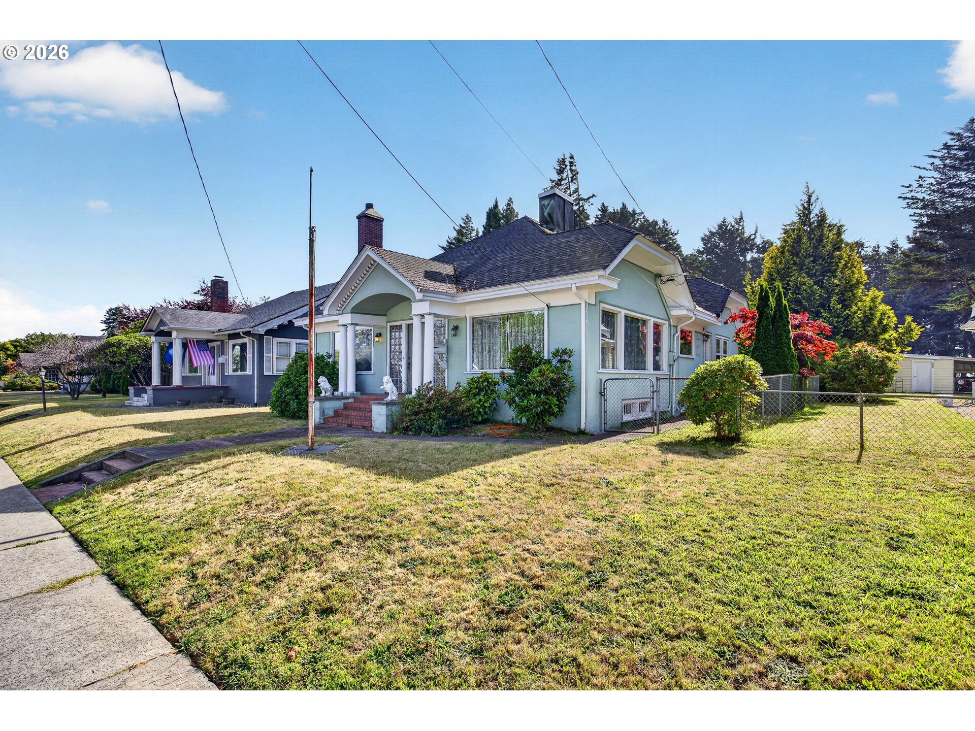 1410 SHERMAN AVE Property Photo 1