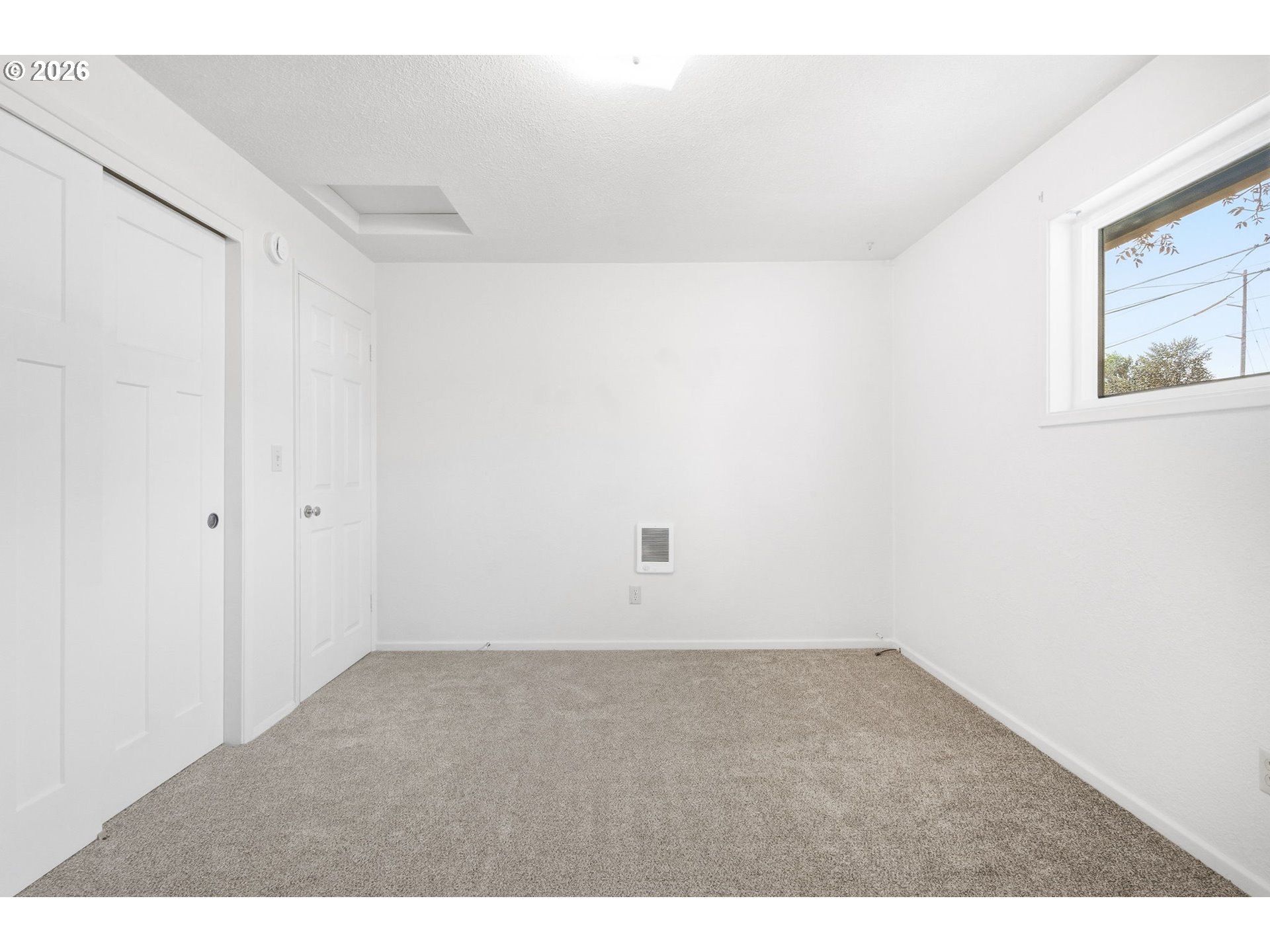 1121 Spruce St Property Photo 15