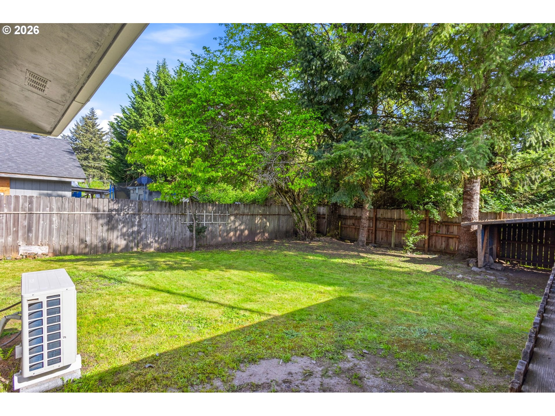 1121 Spruce St Property Photo 21