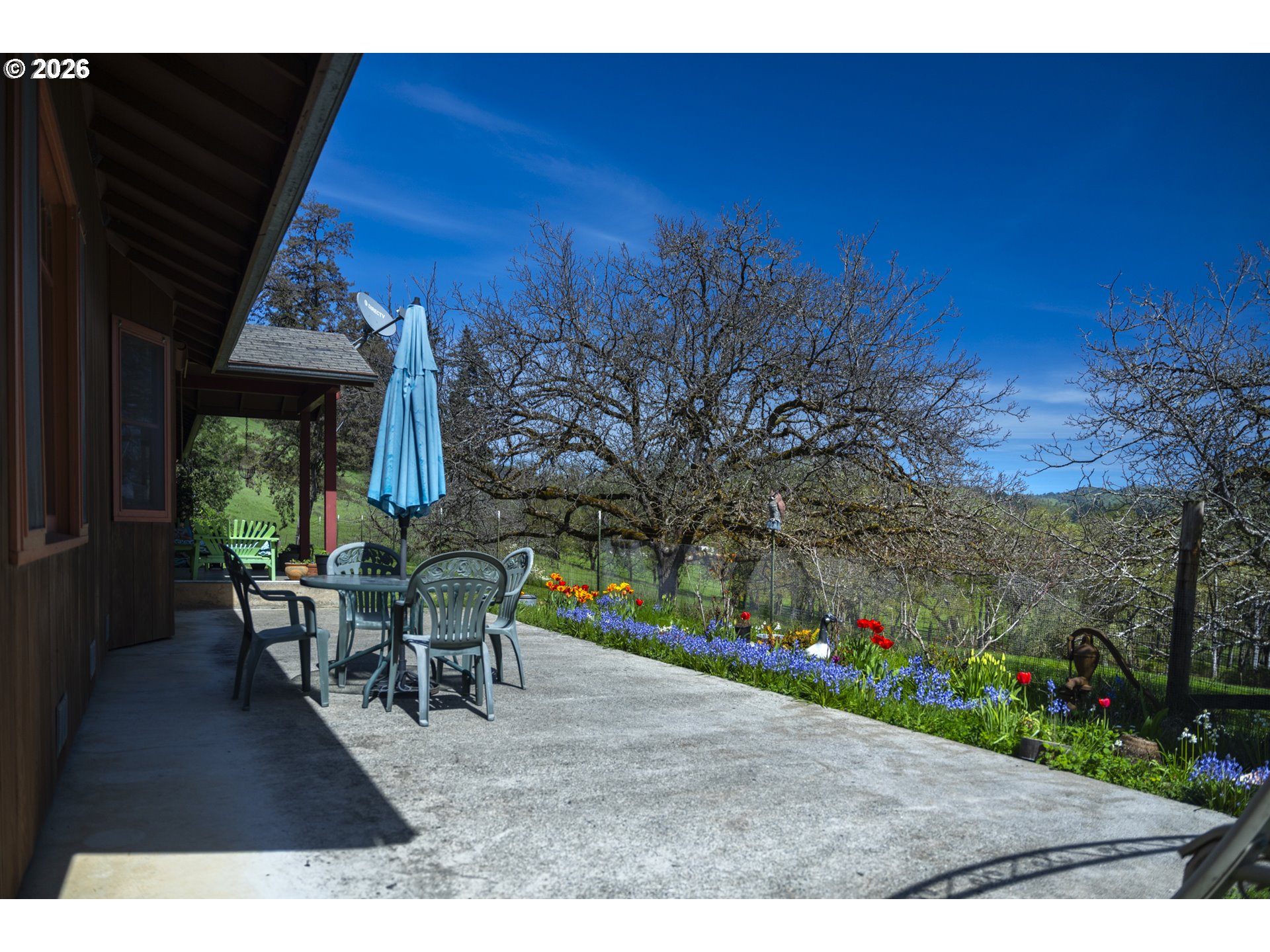 1349 Willis Creek Rd Property Photo 6