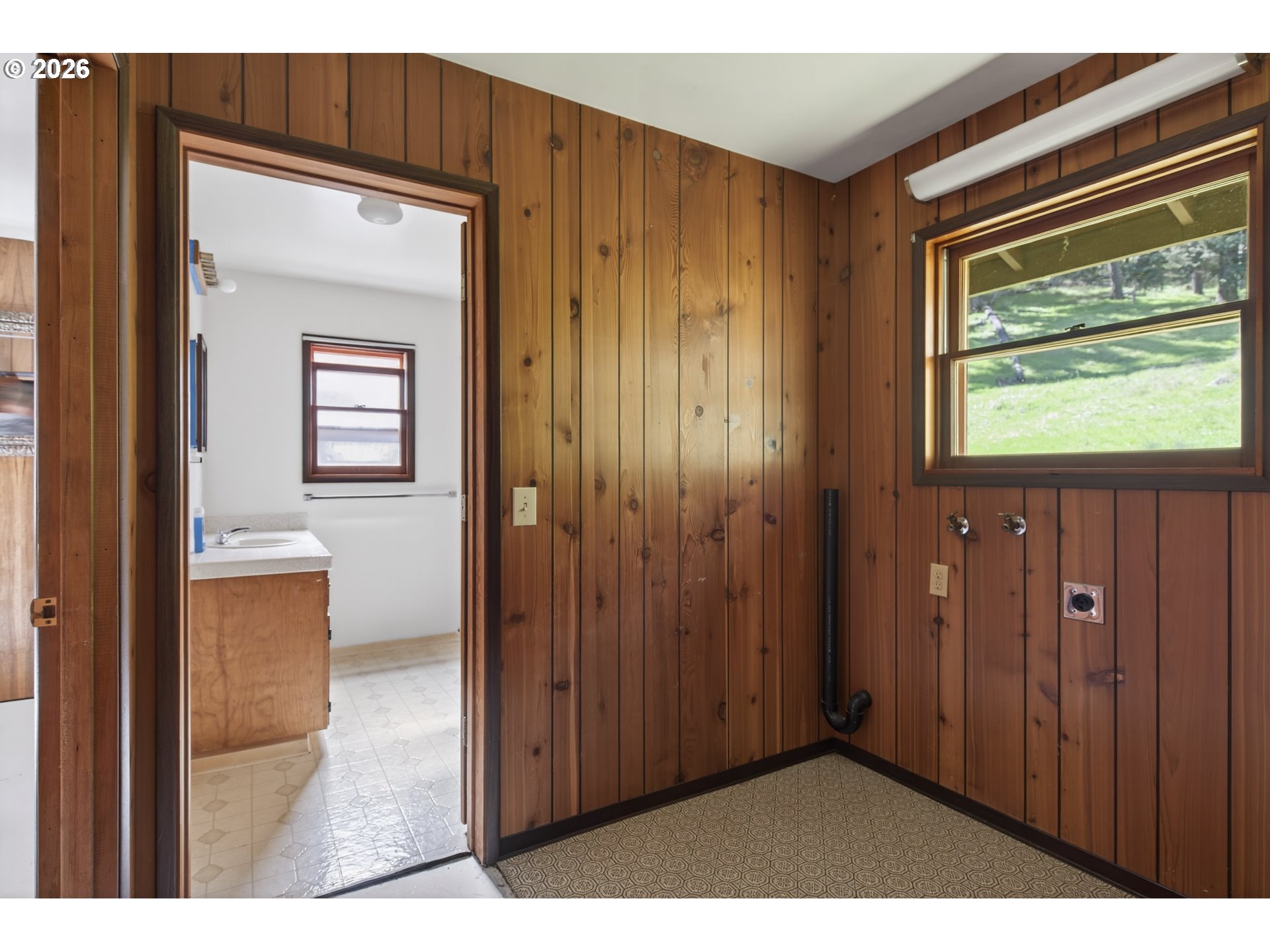 1349 Willis Creek Rd Property Photo 38