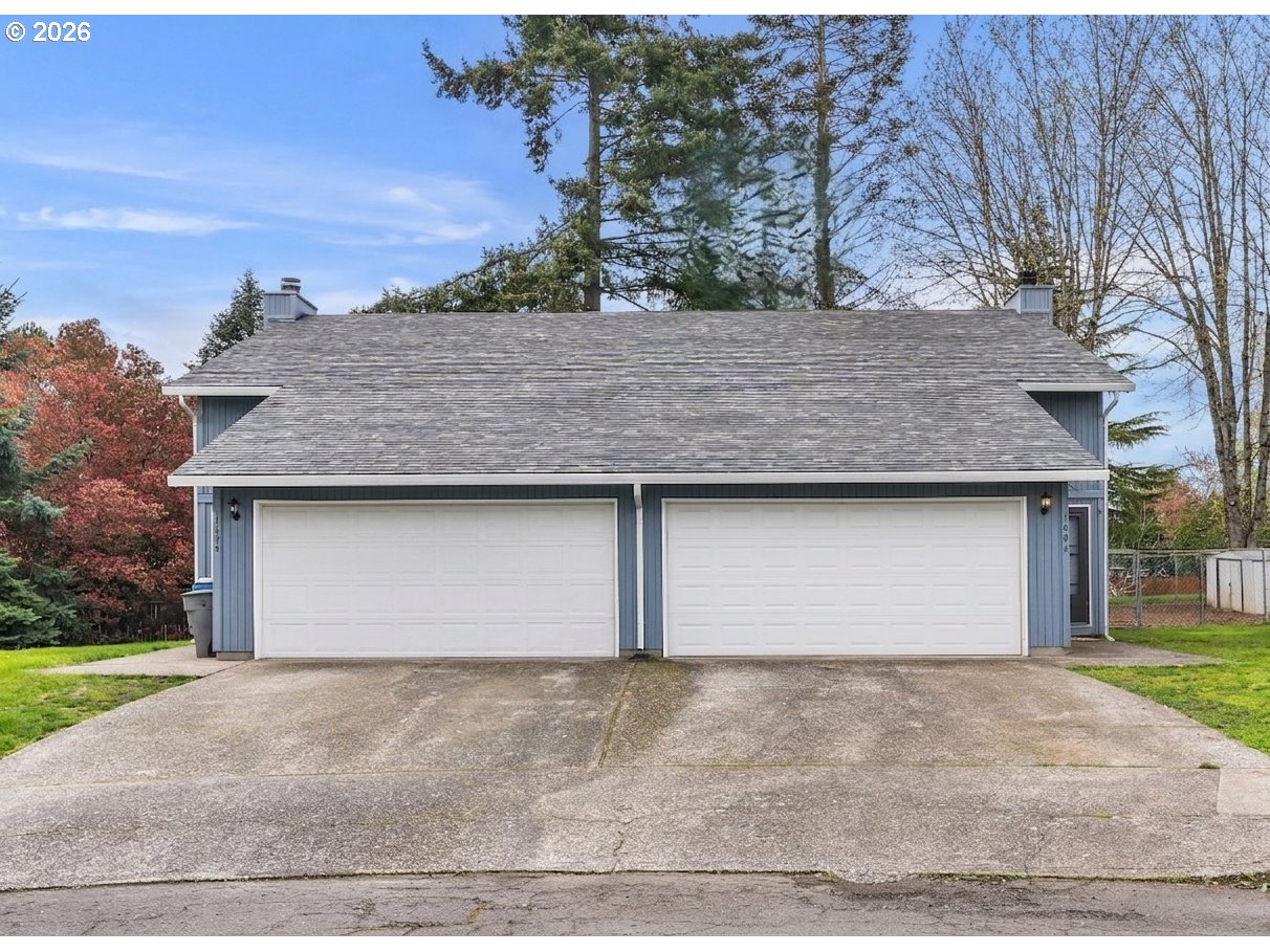 1606 Se 145th Ct Property Photo 1