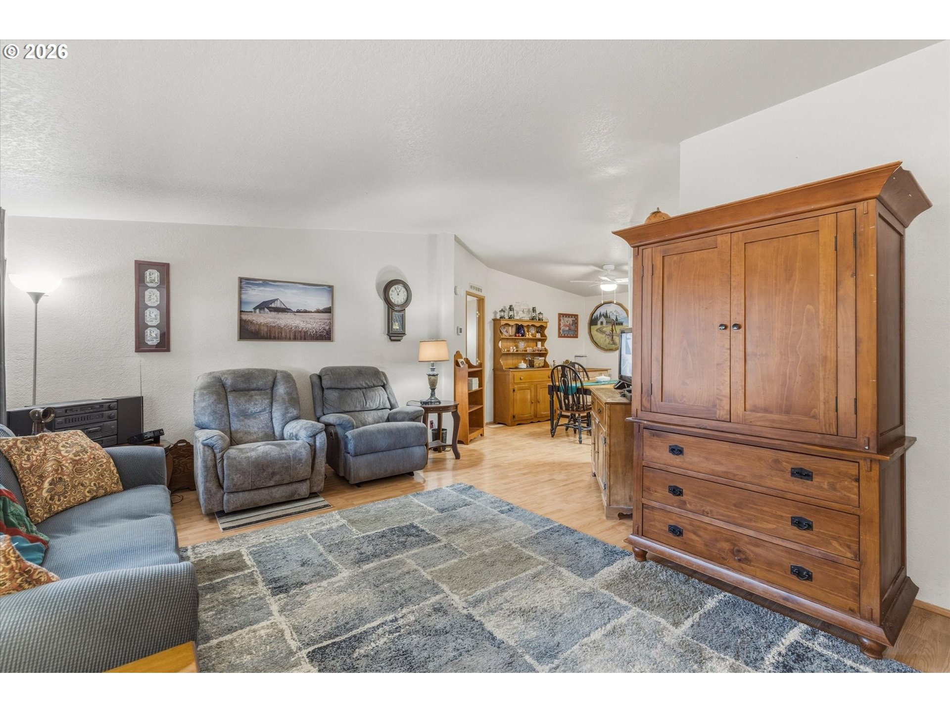 333 Franklin Pl Property Photo 5