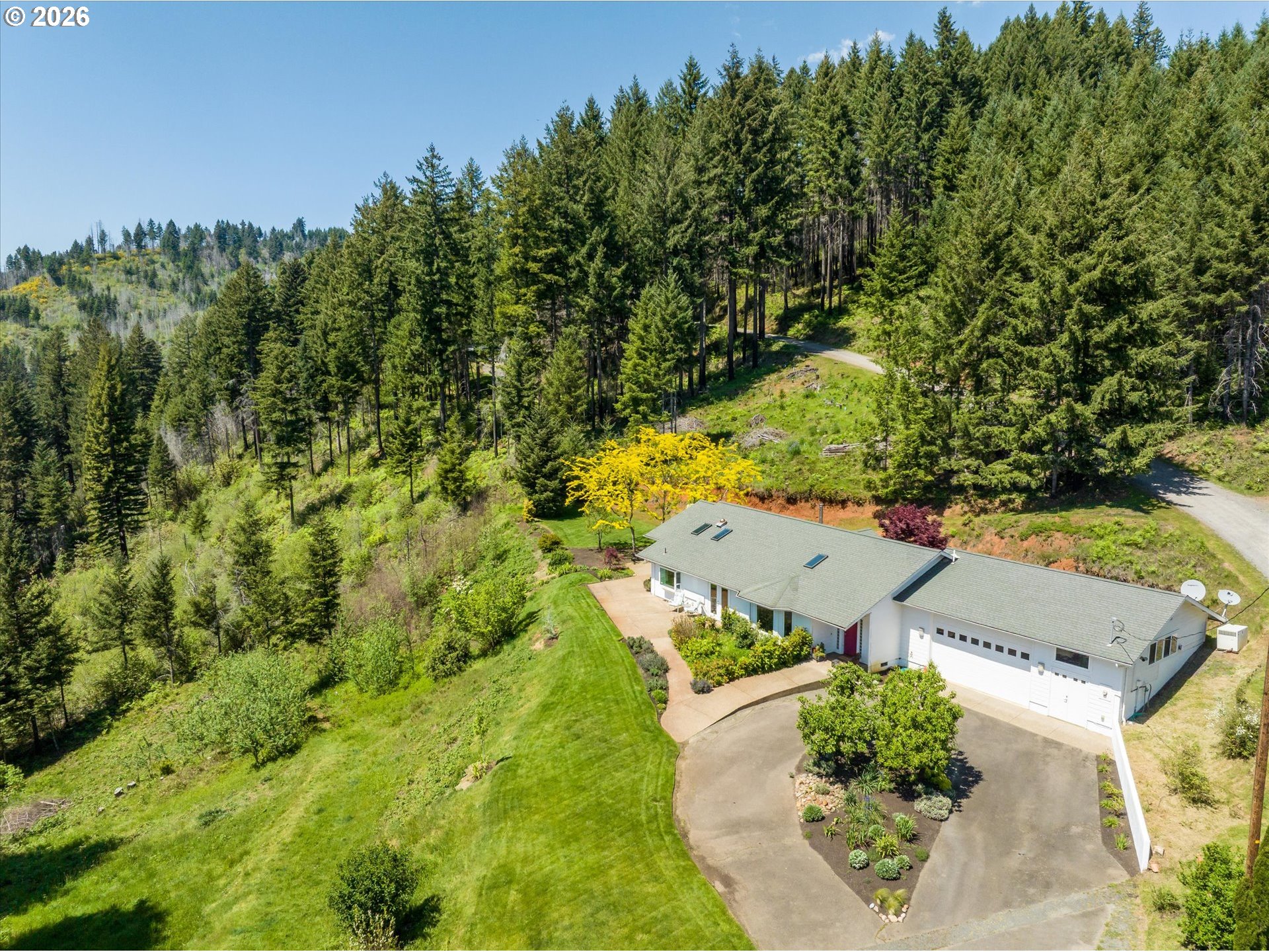 45947 N Gate Creek Rd Property Photo 2
