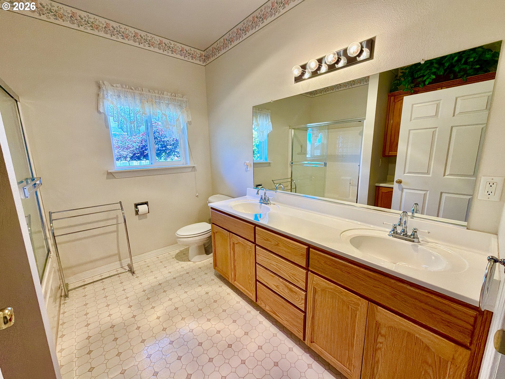 866 Jodee Ln Property Photo 36