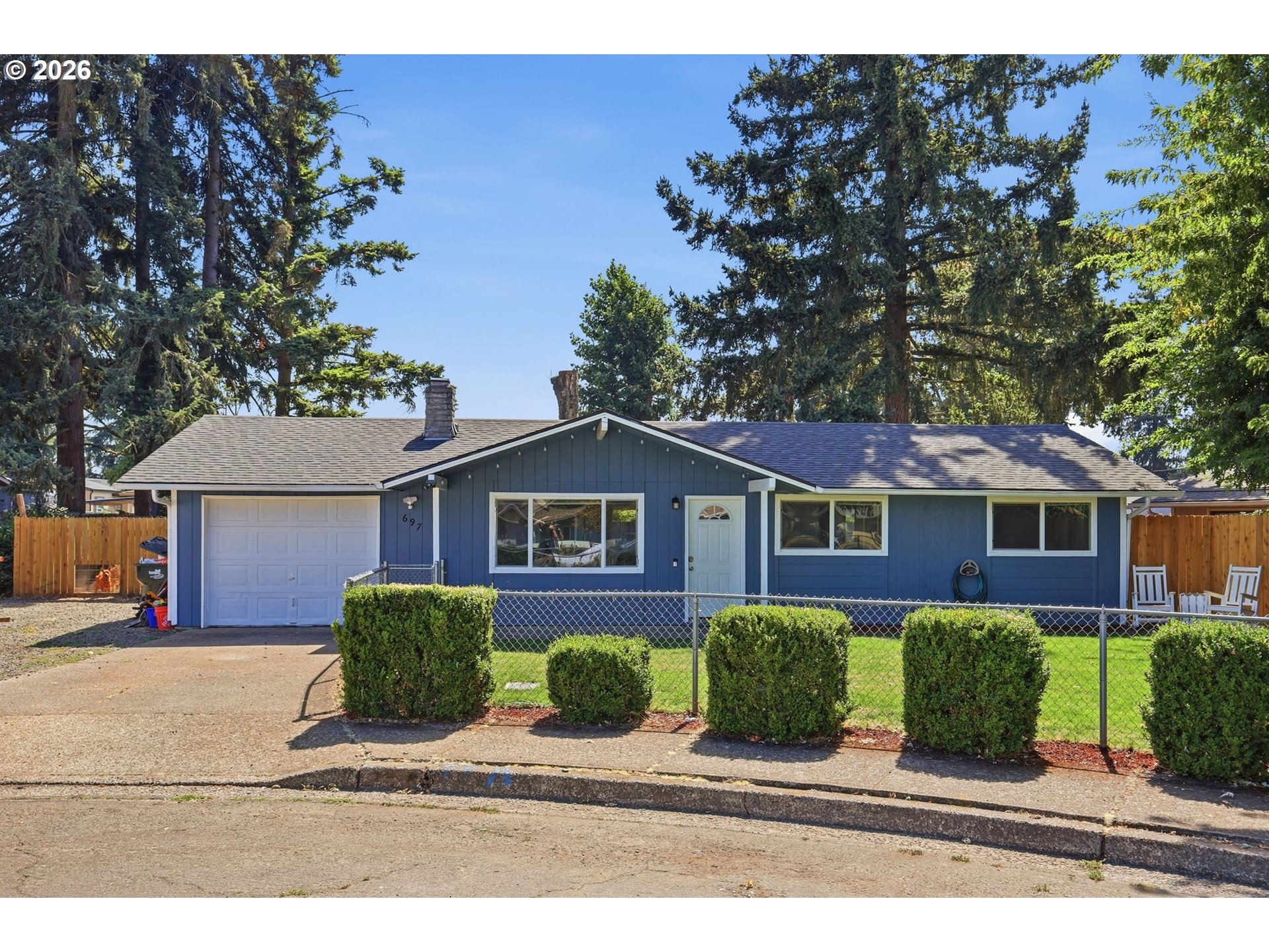 697 54th St Property Photo 1