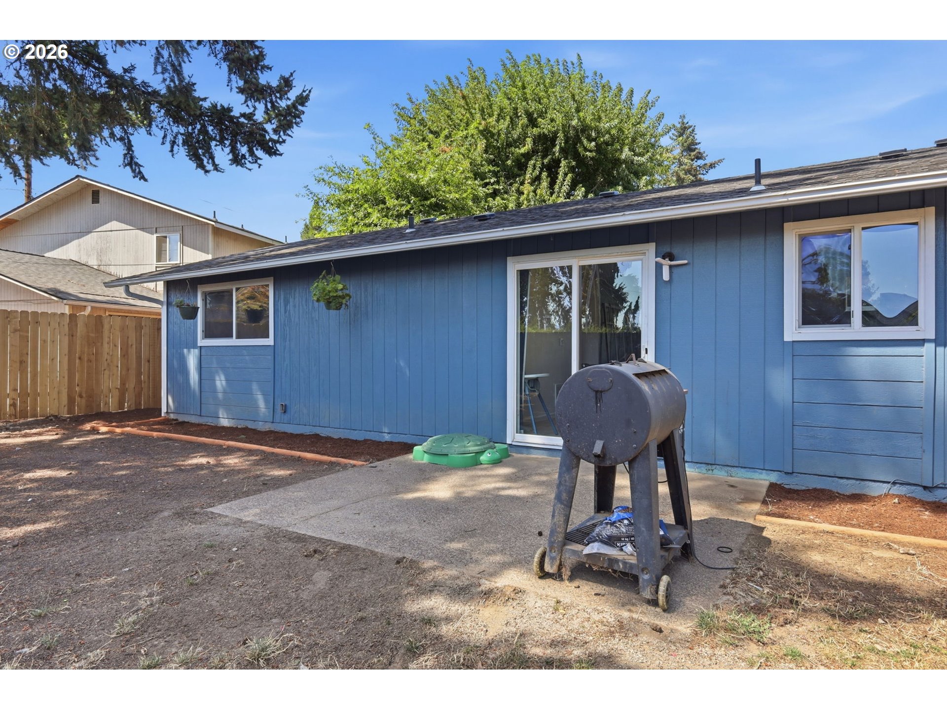 697 54th St Property Photo 32