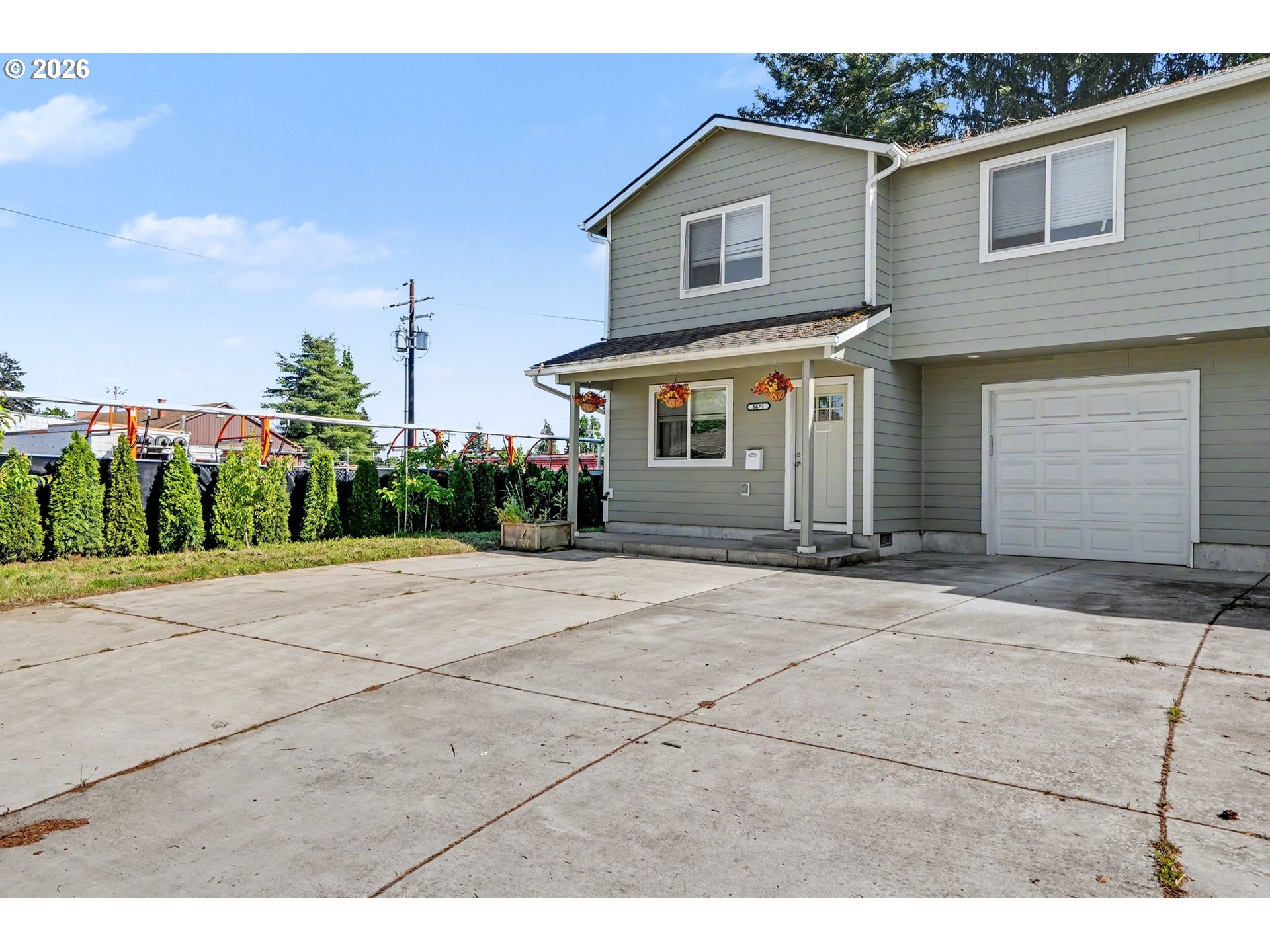 1671 Cooper St Property Photo 2