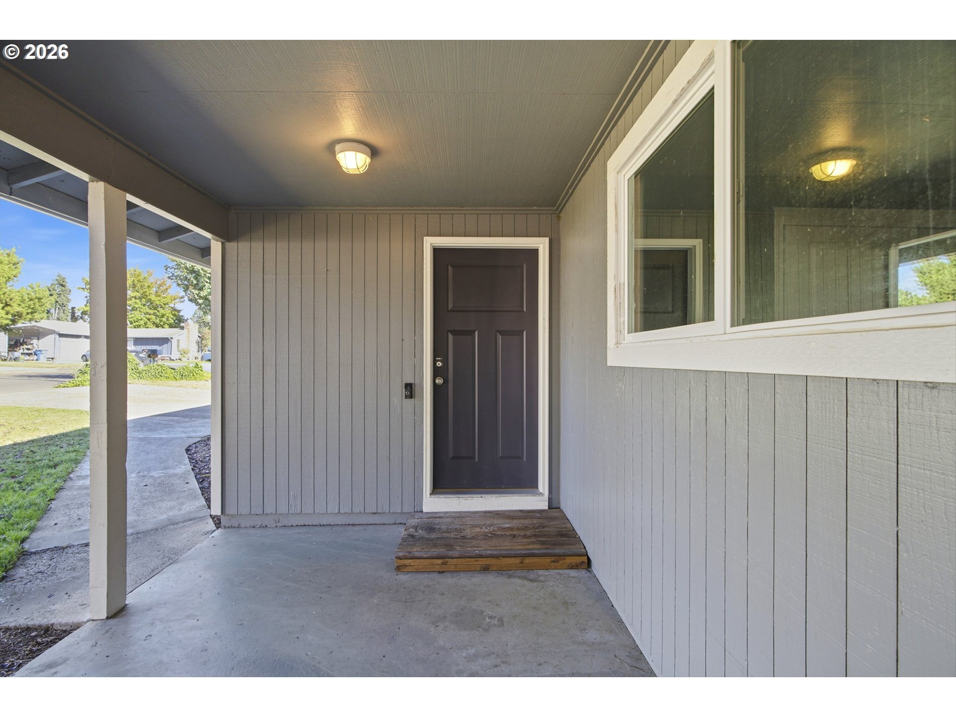 826 B St Property Photo 3