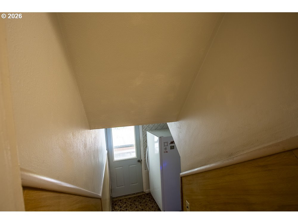 907 4th St Property Photo 22