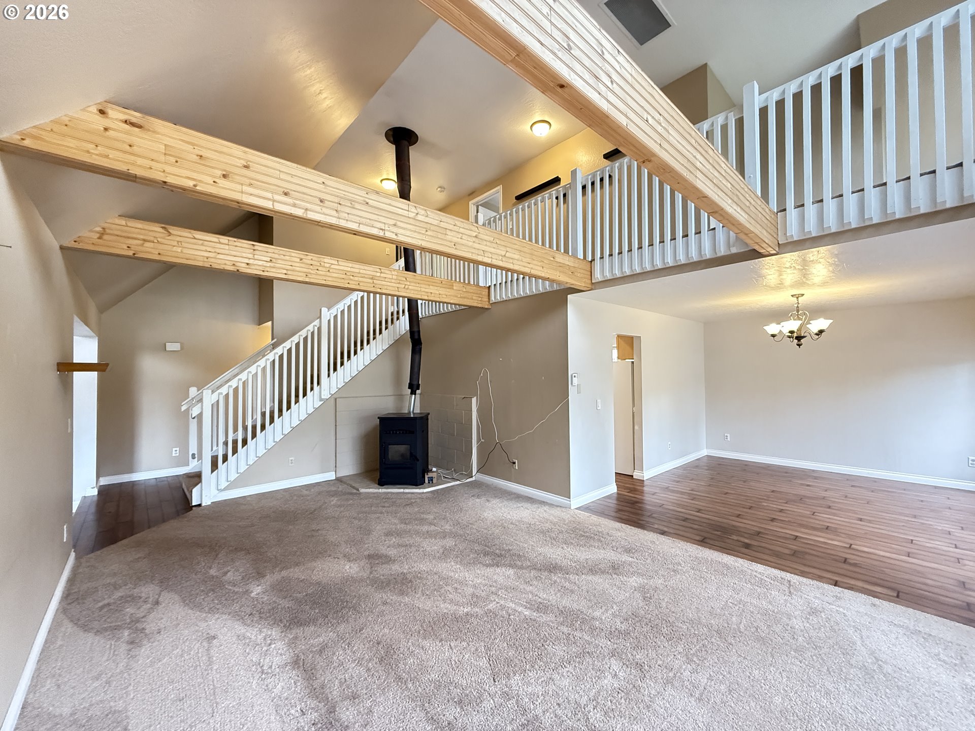 104 Pioneer Place Property Photo 4