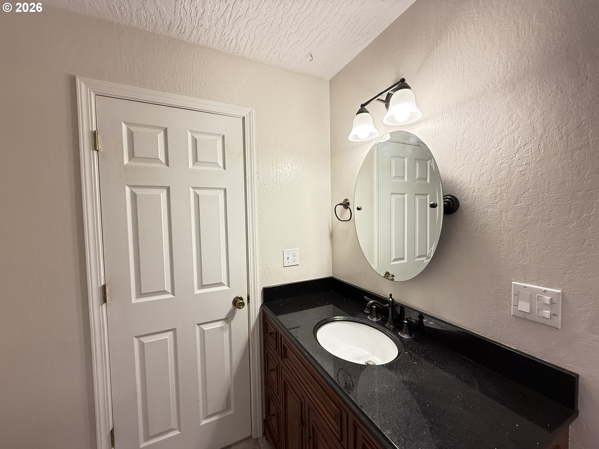 104 Pioneer Place Property Photo 8