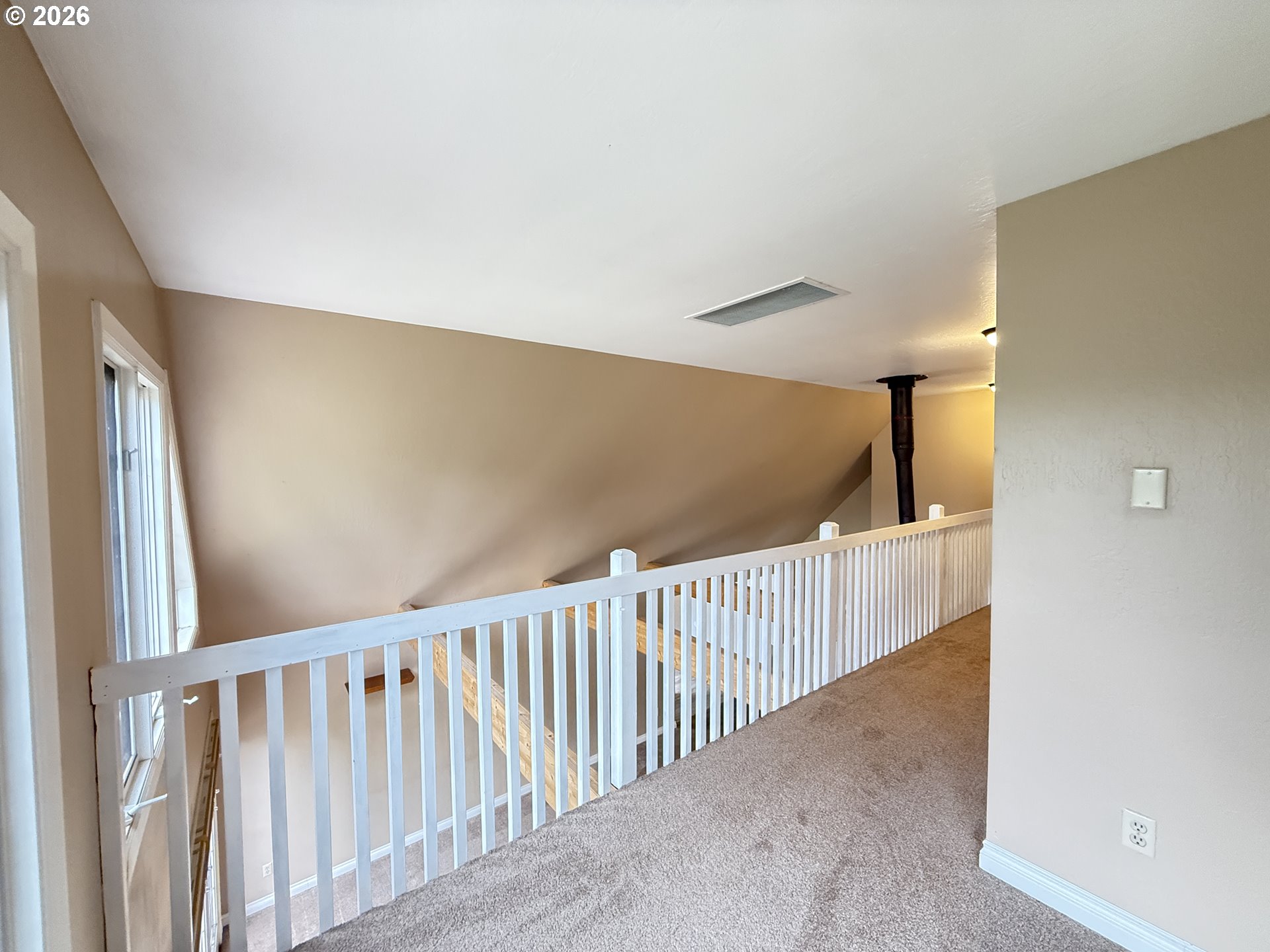 104 Pioneer Place Property Photo 13