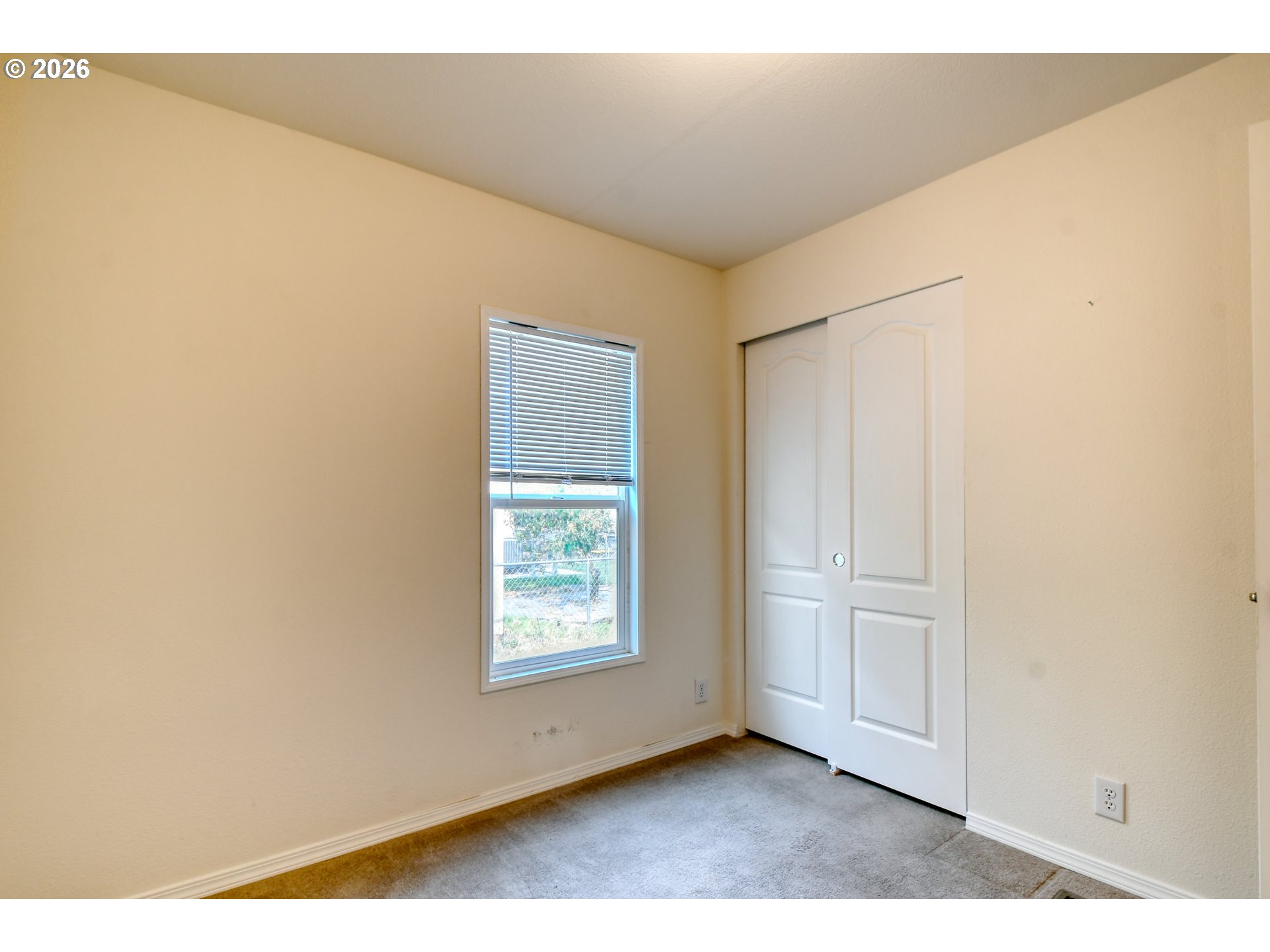 315 E College St Property Photo 20