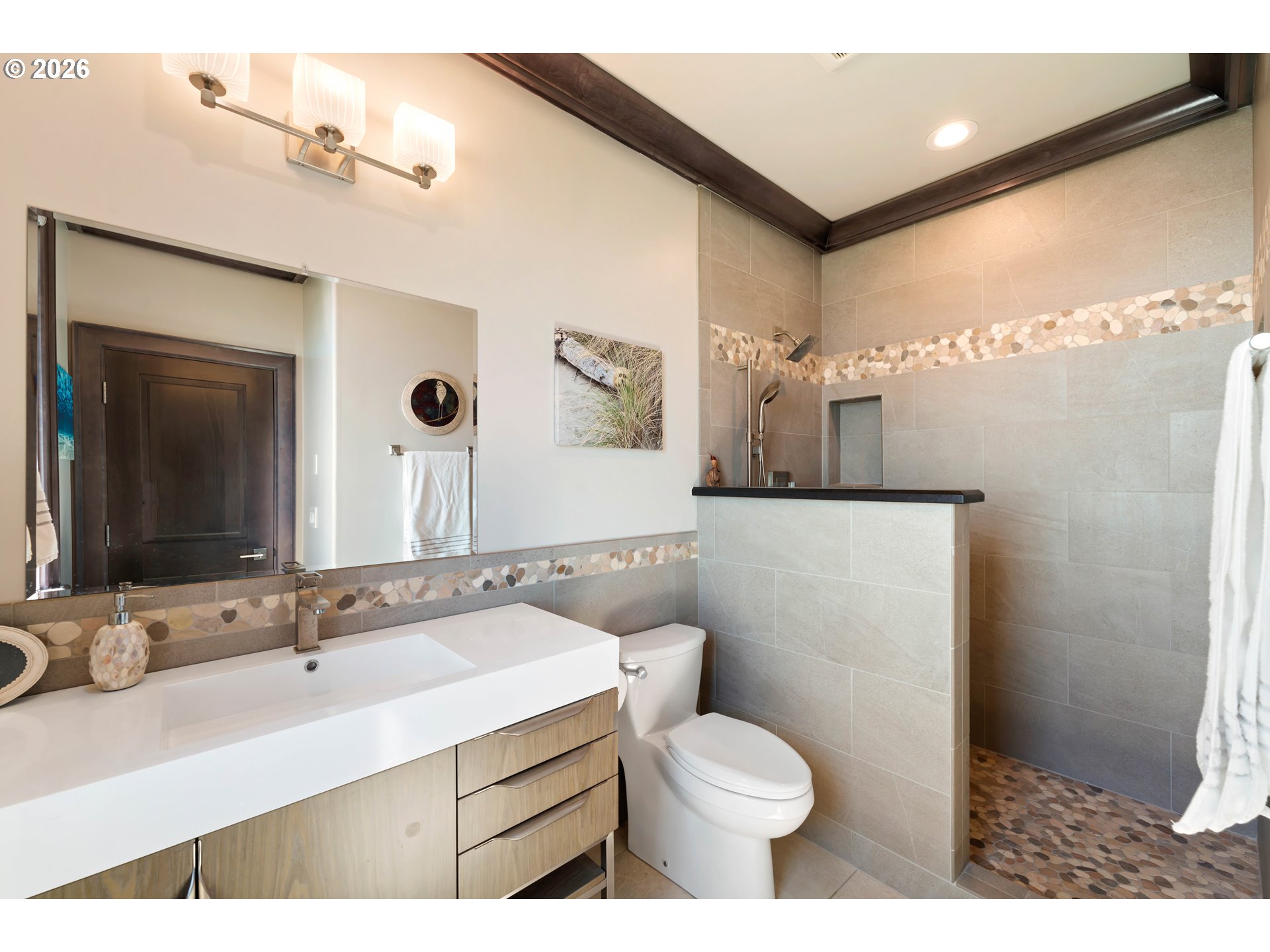 2488 Beach Loop Dr Property Photo 45