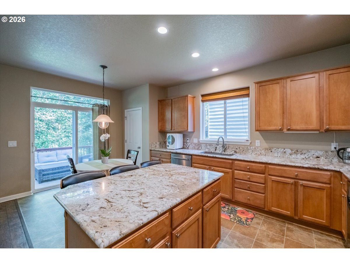 4887 Se Forsythe Dr Property Photo 6