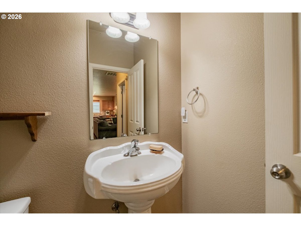 4887 Se Forsythe Dr Property Photo 16