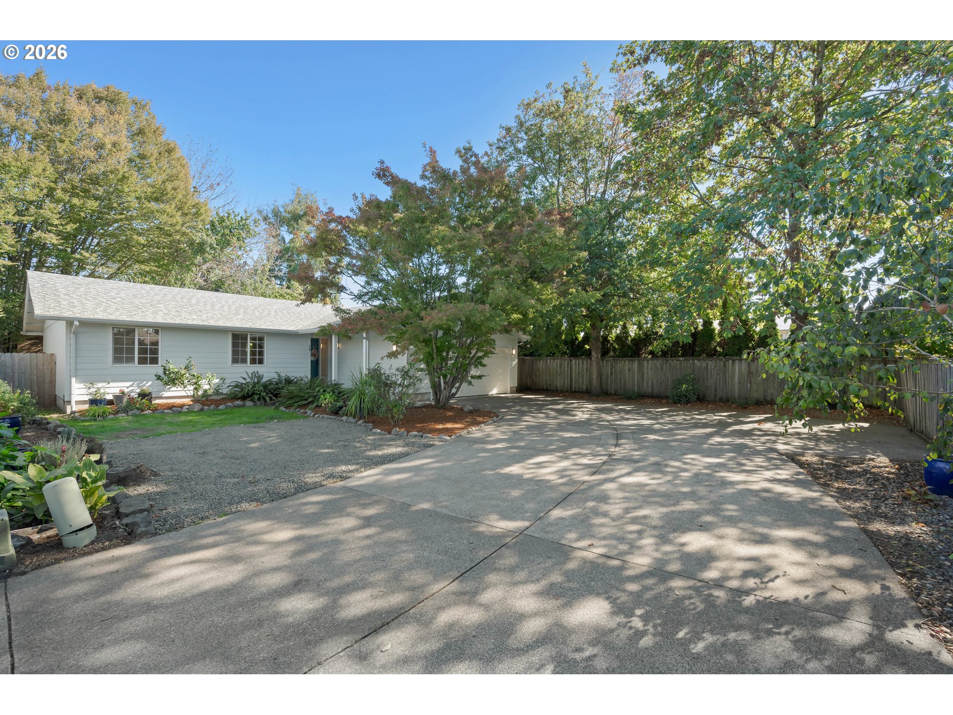1315 ARCADIA DR Property Photo 1