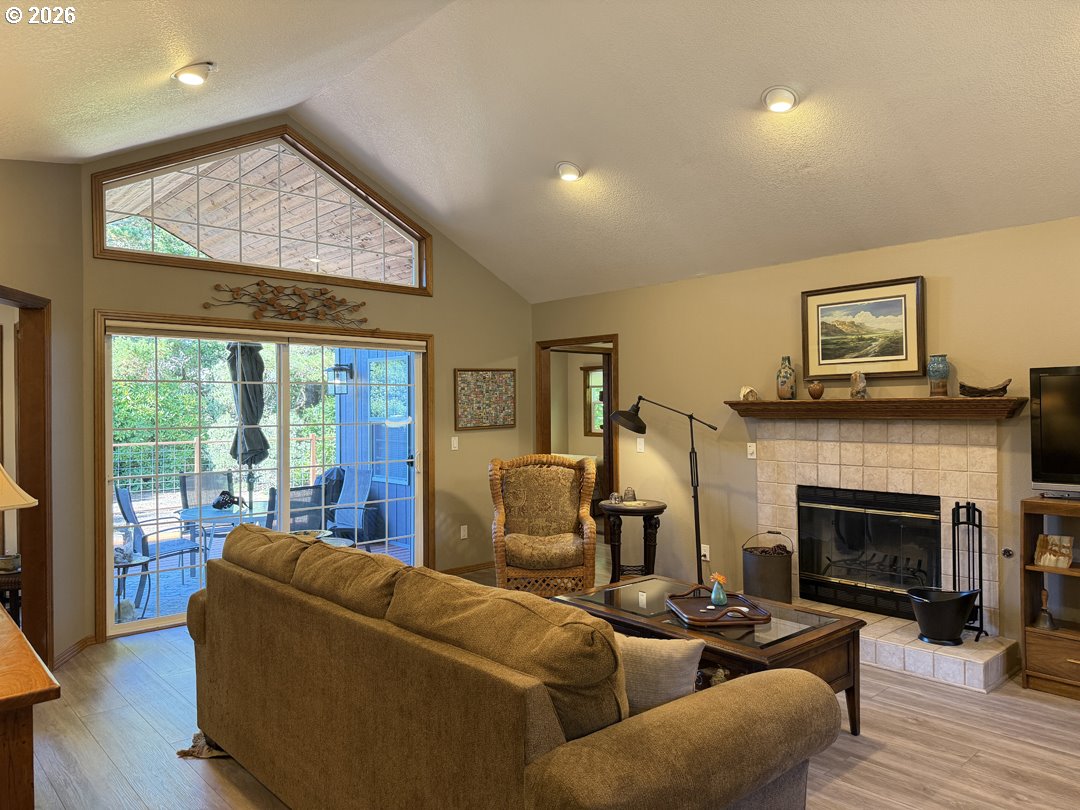 4933 Cloudcroft Ln Property Photo 13