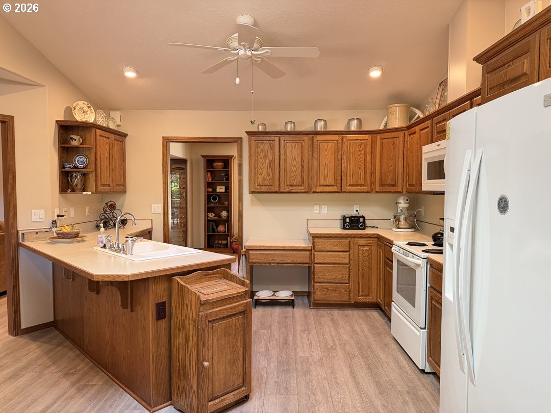 4933 Cloudcroft Ln Property Photo 27