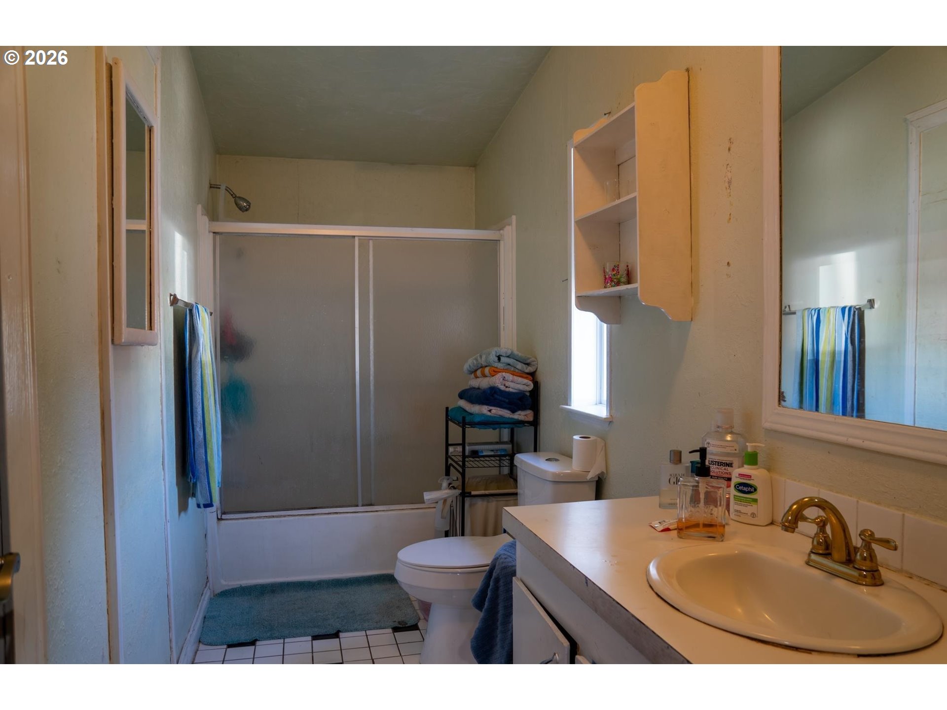 300 S Everest Rd Property Photo 17