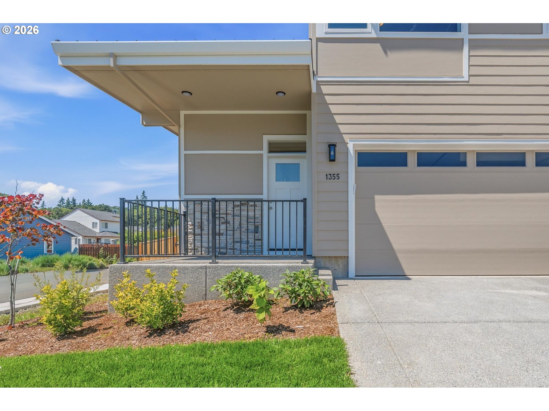 1355 2nd St Property Photo 1