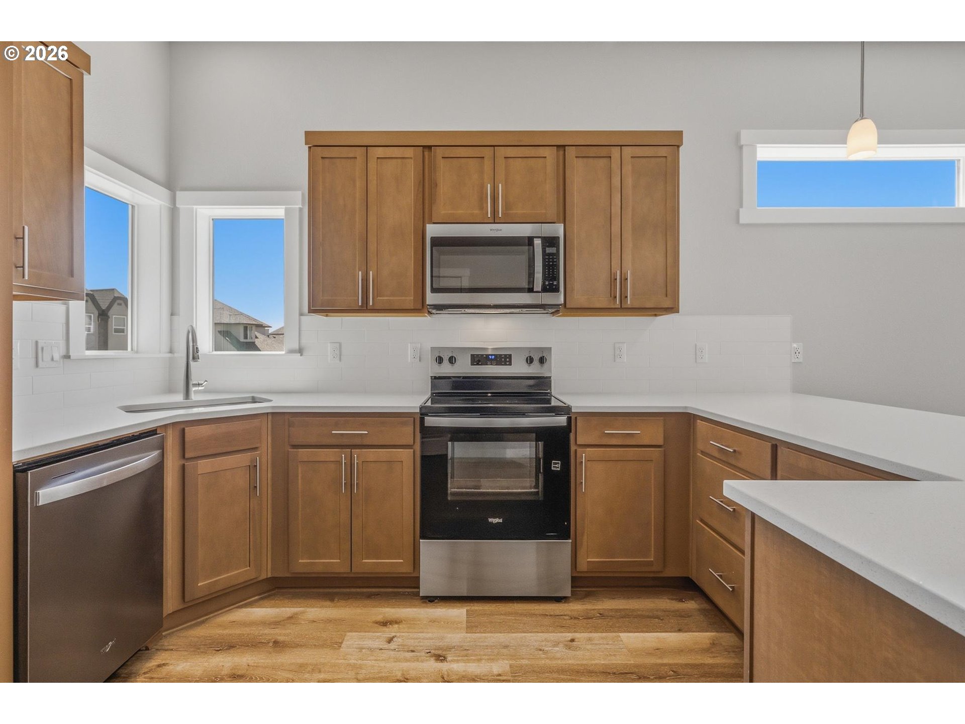 1355 2nd St Property Photo 12