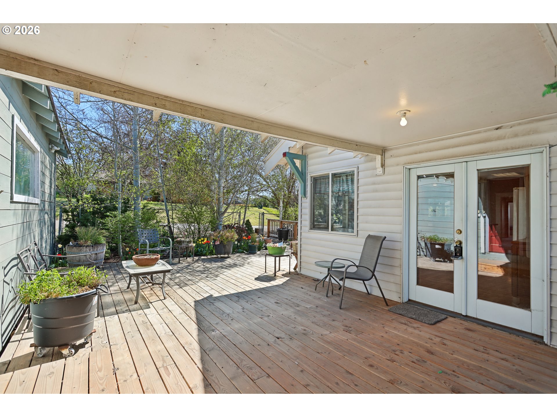 1116 Mcpherson St Property Photo 3