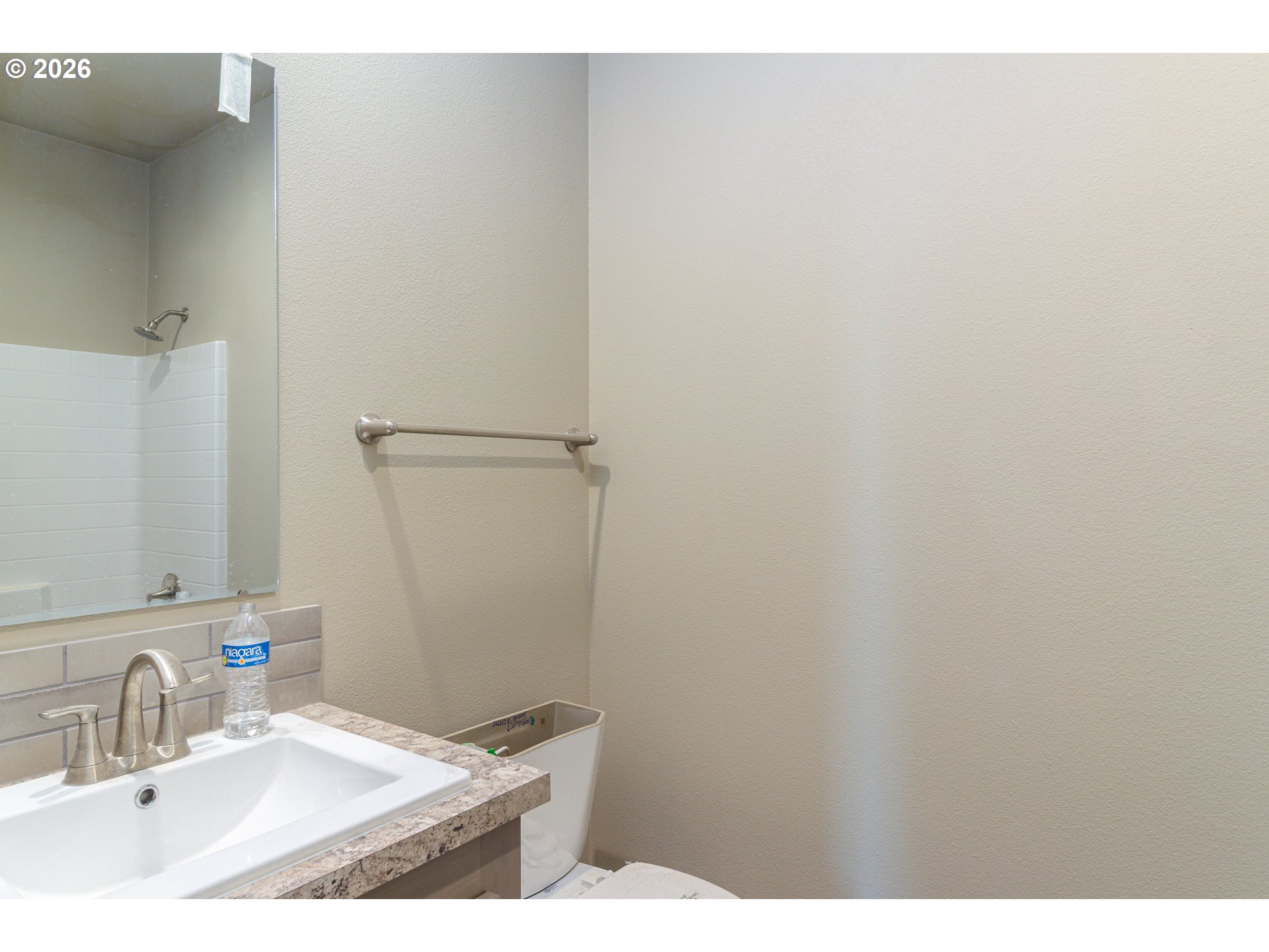 325 N Sloan Property Photo 21