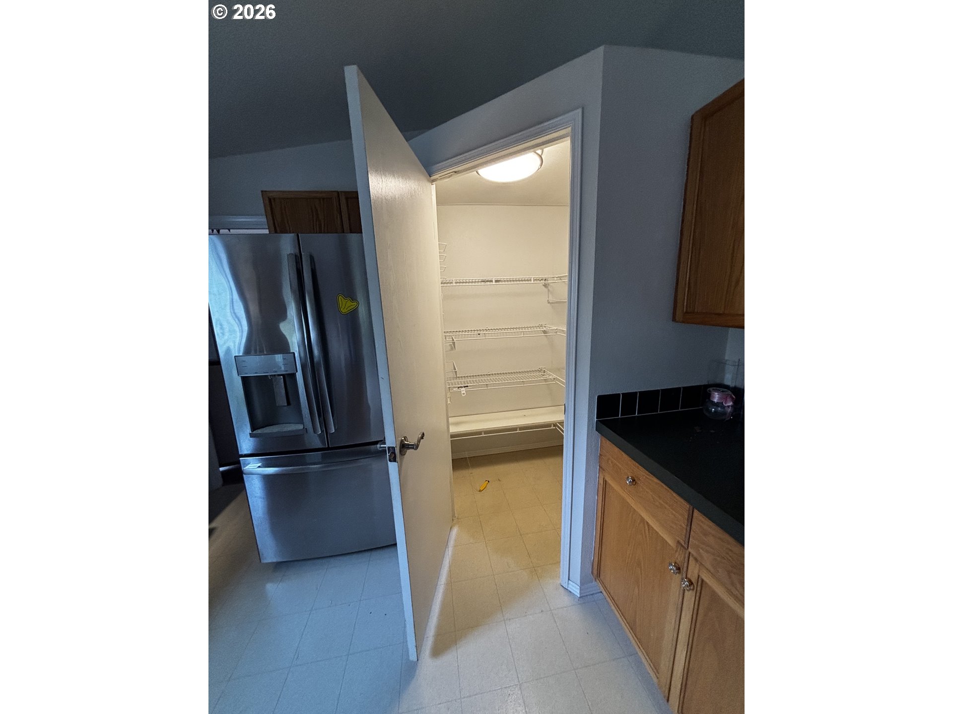 229 N Main St Property Photo 11