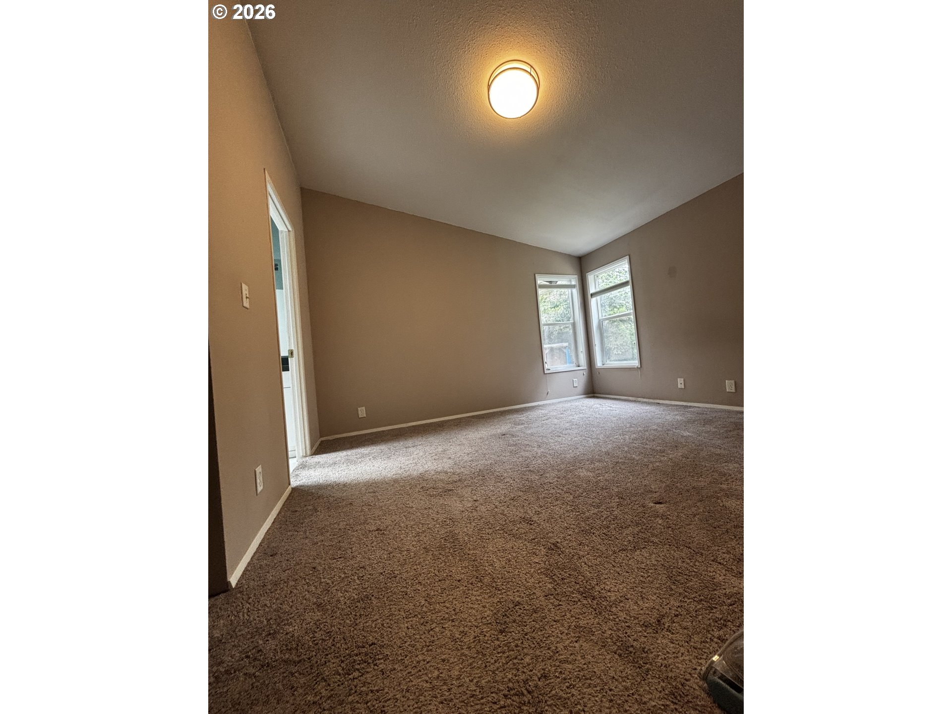 229 N Main St Property Photo 16