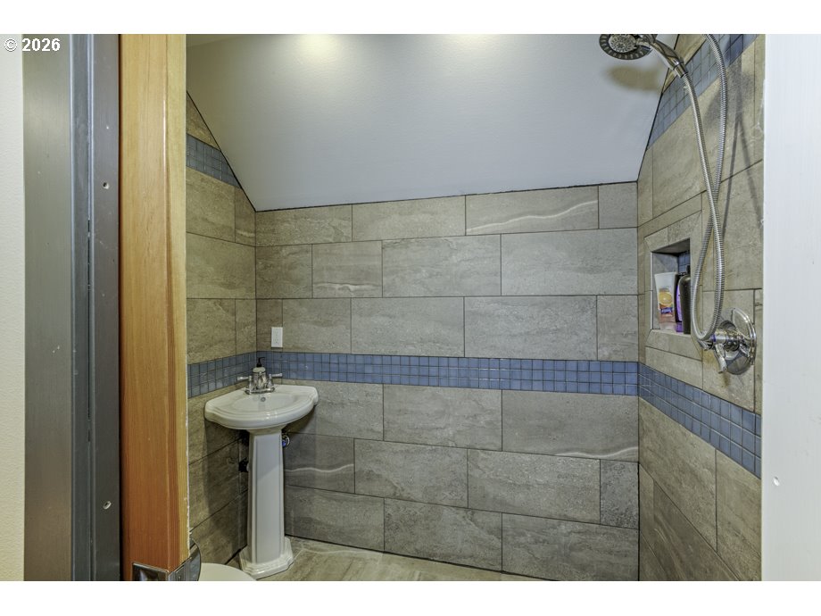 4055 Westwood Dr Property Photo 23