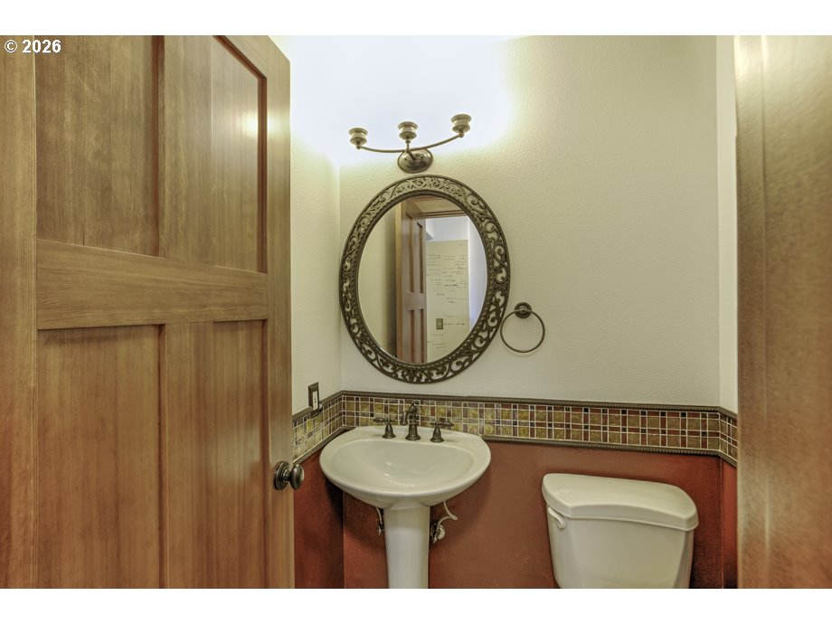 4055 Westwood Dr Property Photo 27