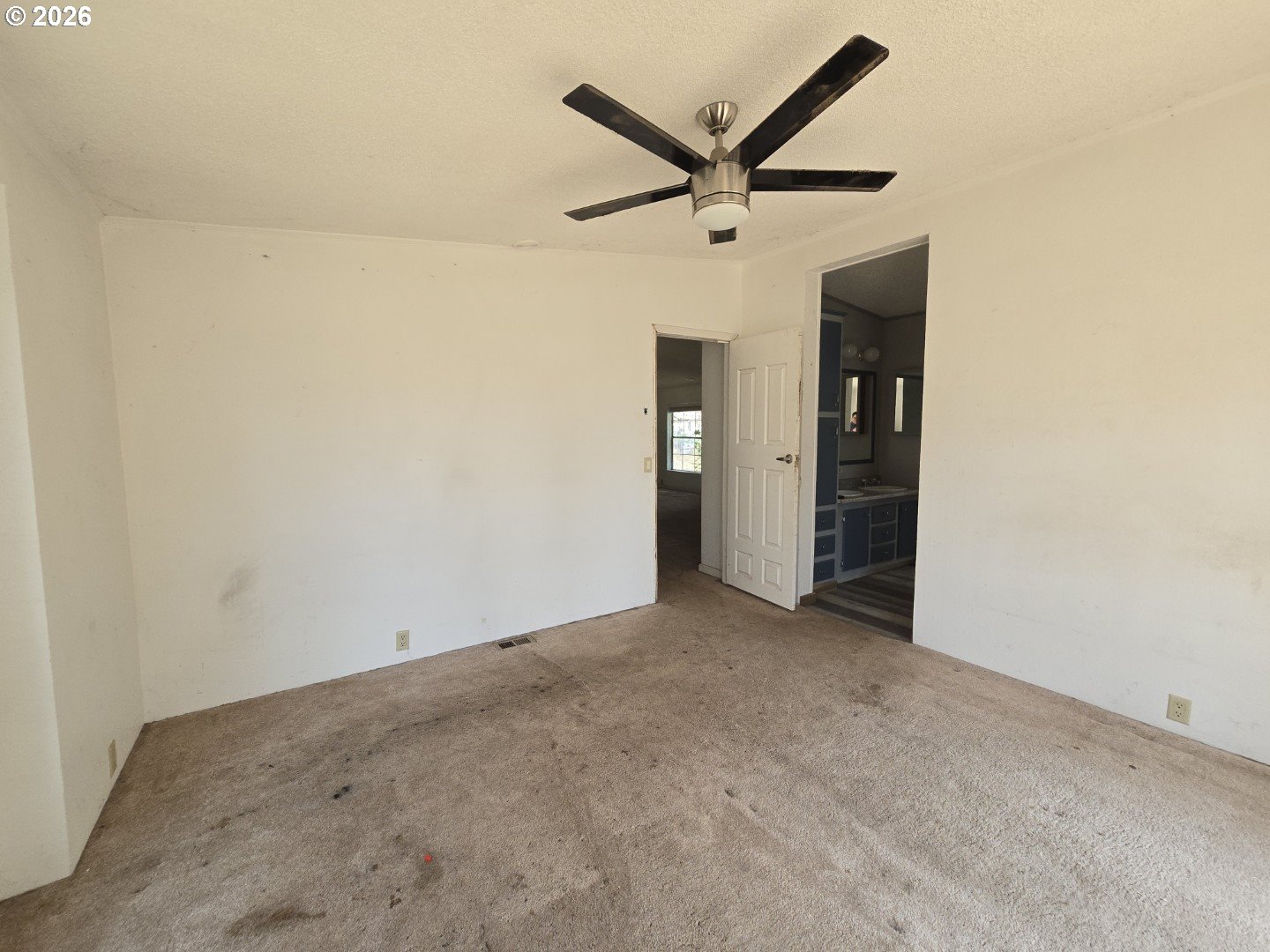 5 New Castle Rd Property Photo 24