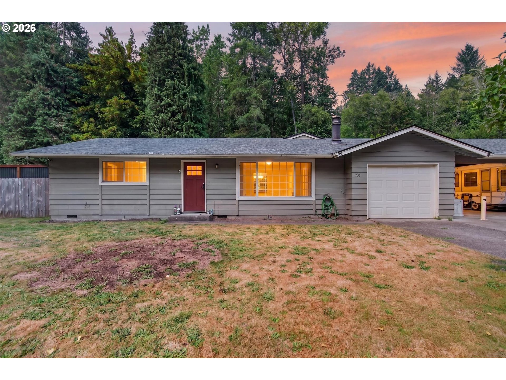 236 Laverne Dr Property Photo 1