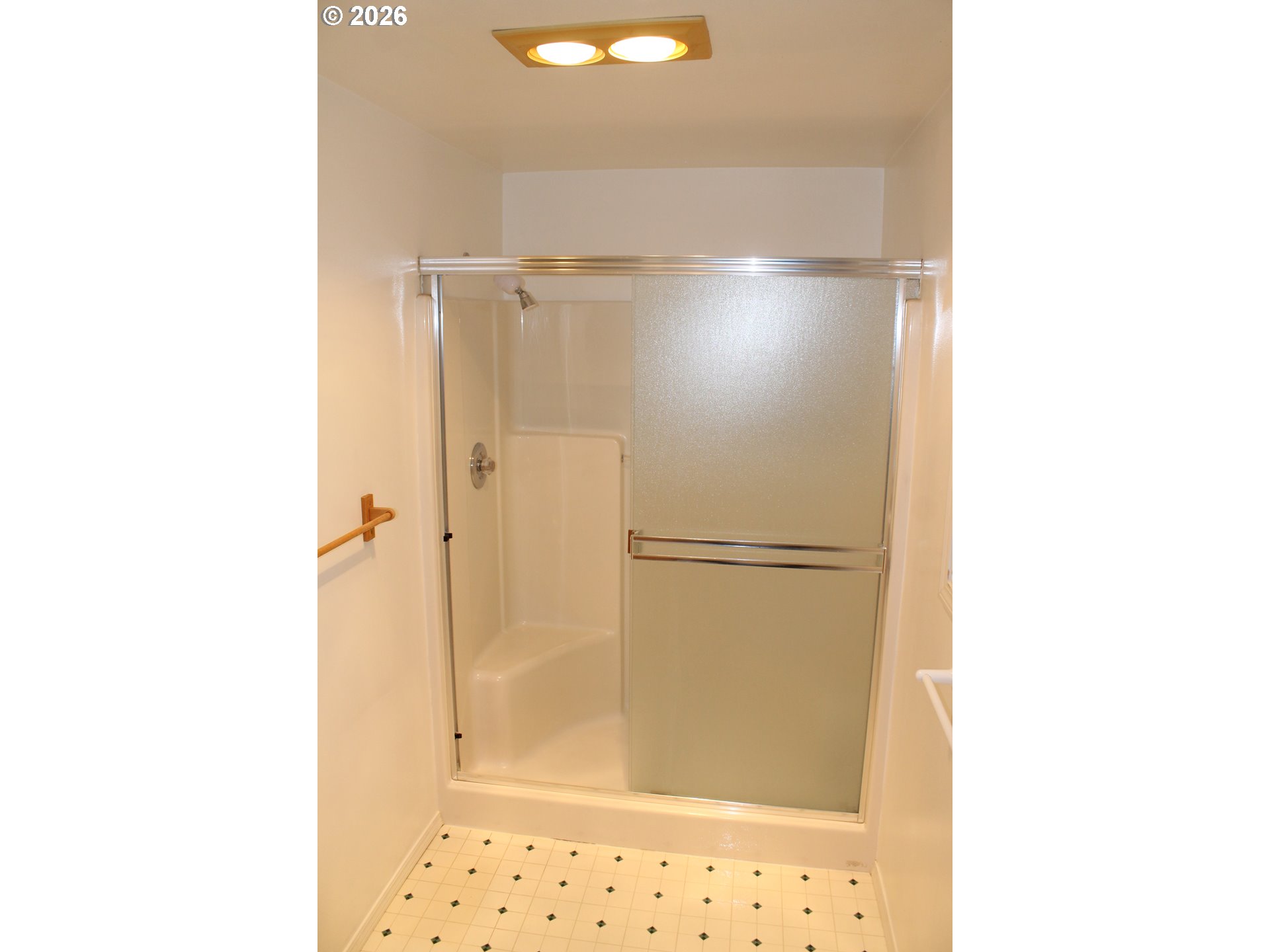 2120 Nw Douglas Loop Property Photo 11