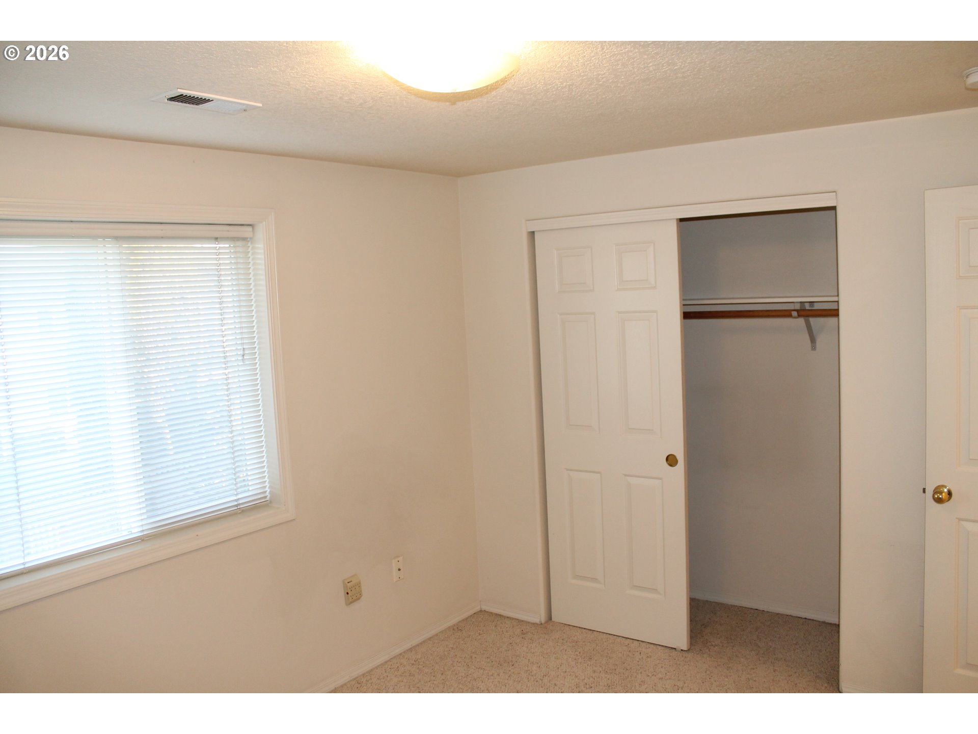2120 Nw Douglas Loop Property Photo 14