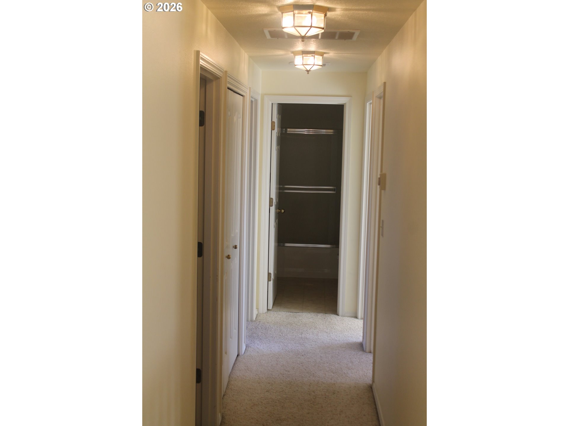 2120 Nw Douglas Loop Property Photo 20