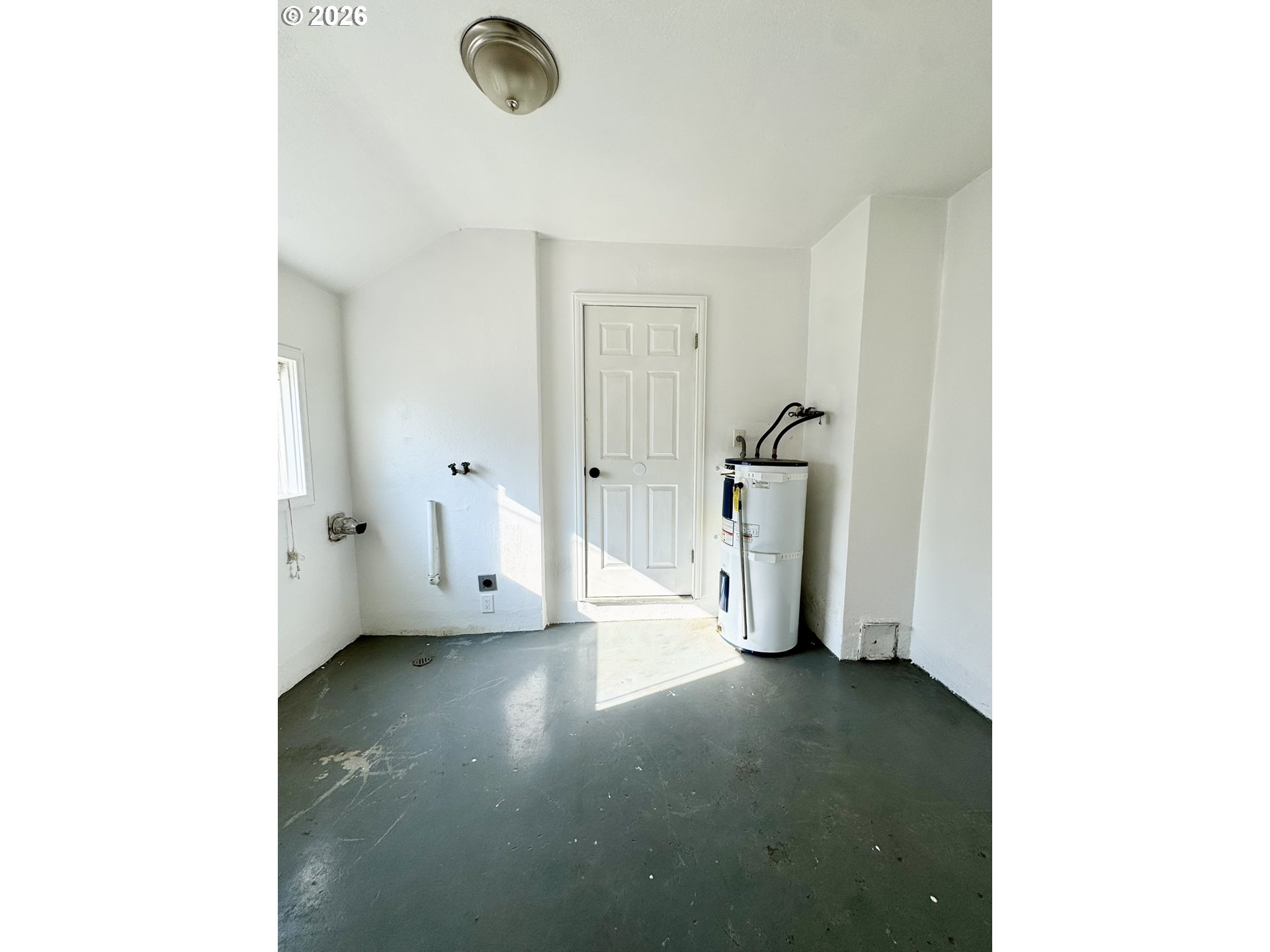 105 Maple Blvd Property Photo 26