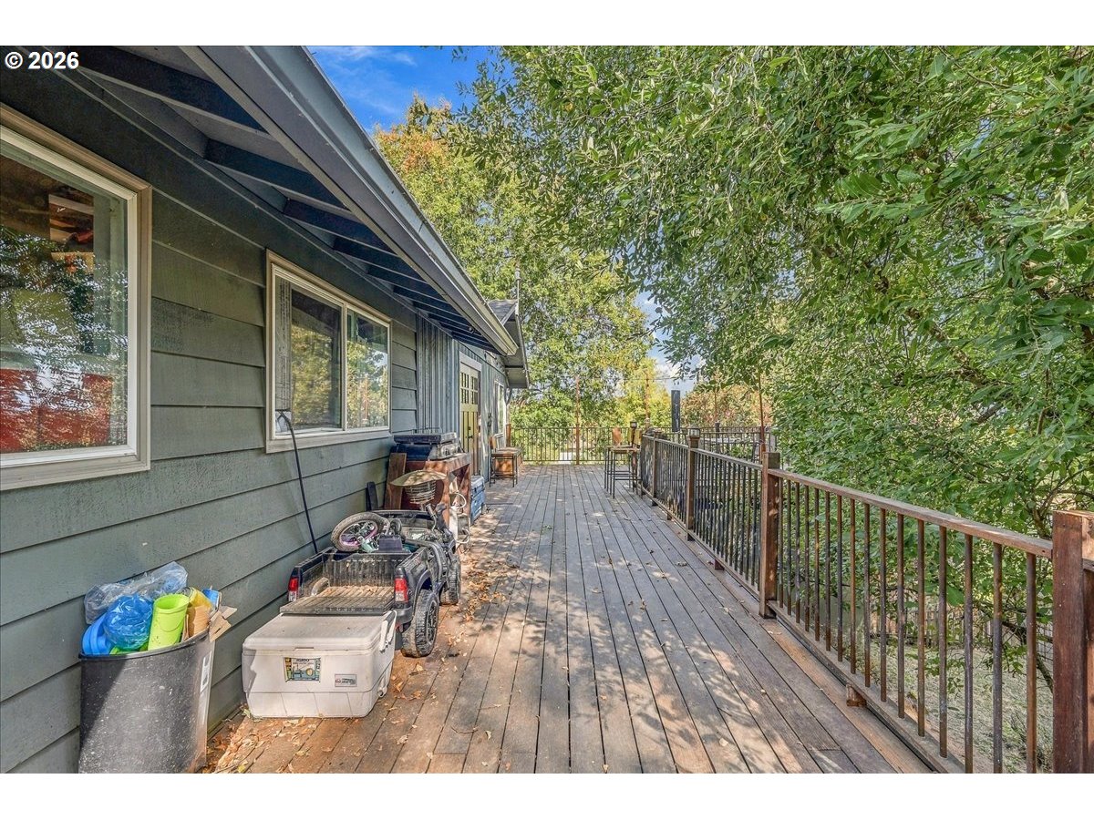 4033 Sw Galeburn St Property Photo 39