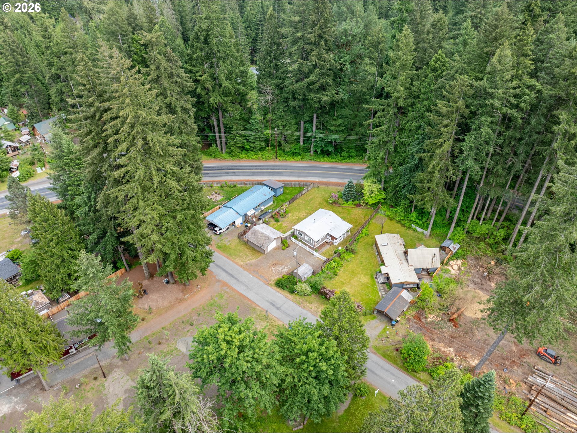 105 Mount Rainier Dr Property Photo 7