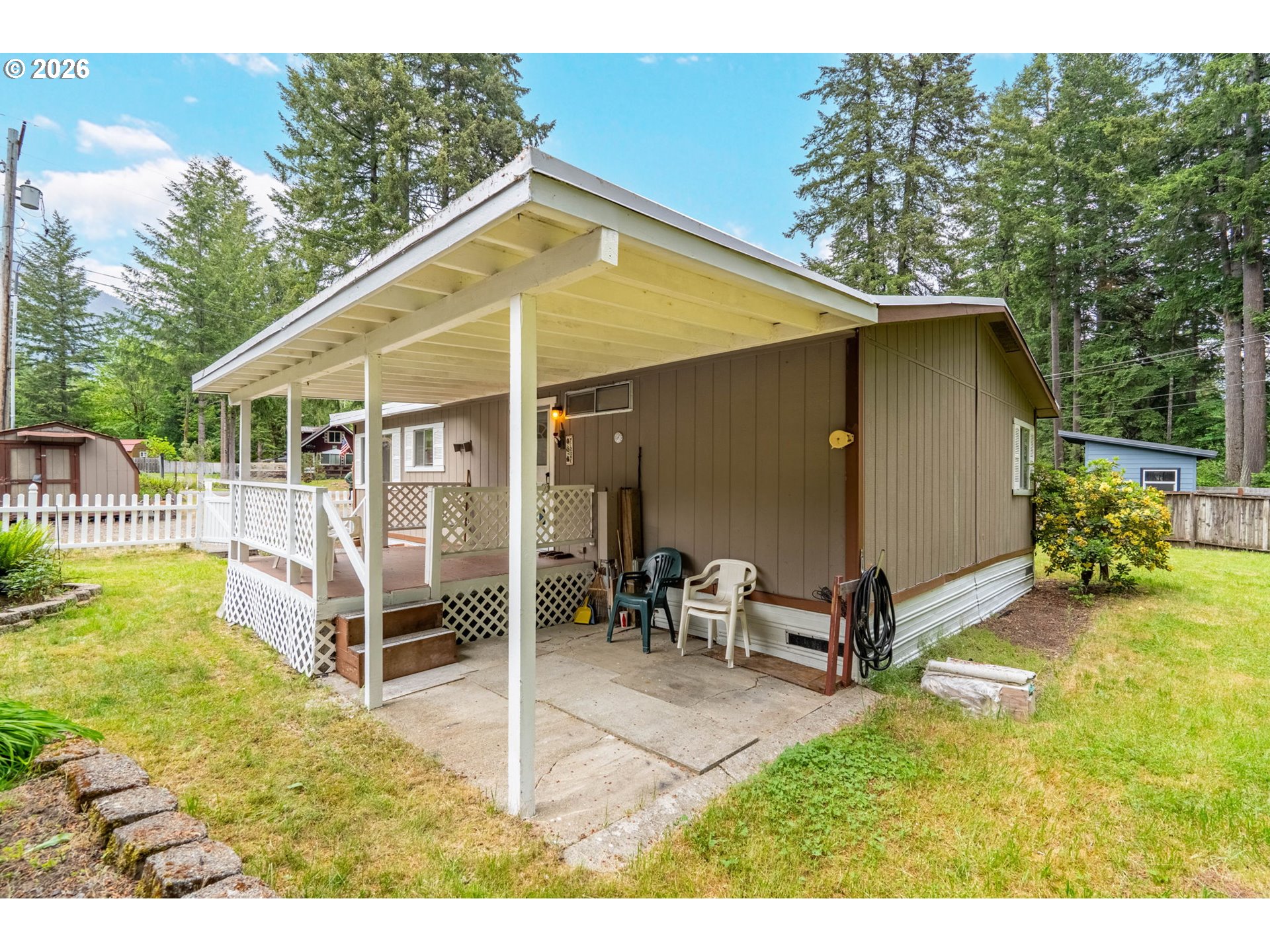 105 Mount Rainier Dr Property Photo 17