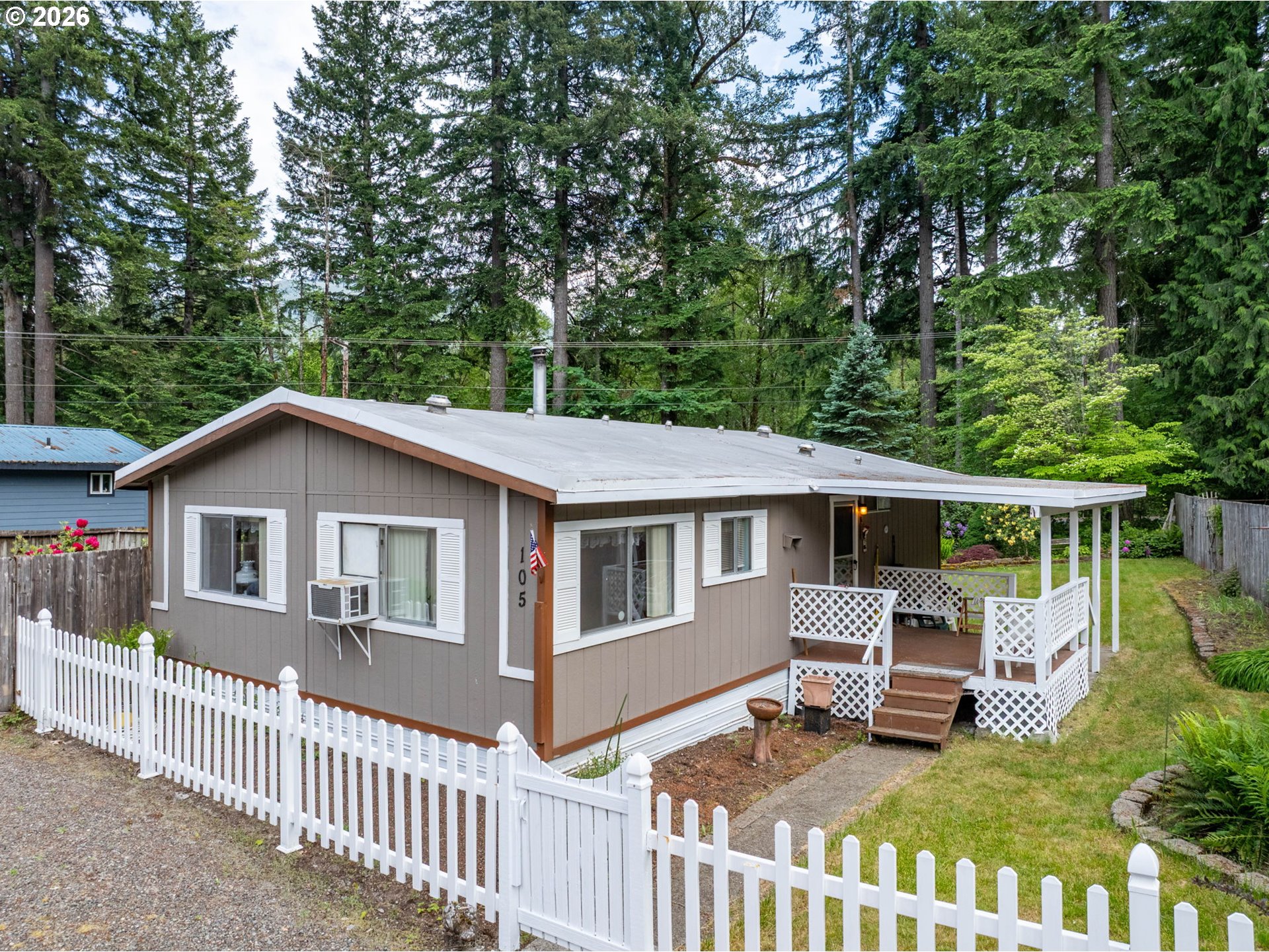 105 Mount Rainier Dr Property Photo 19