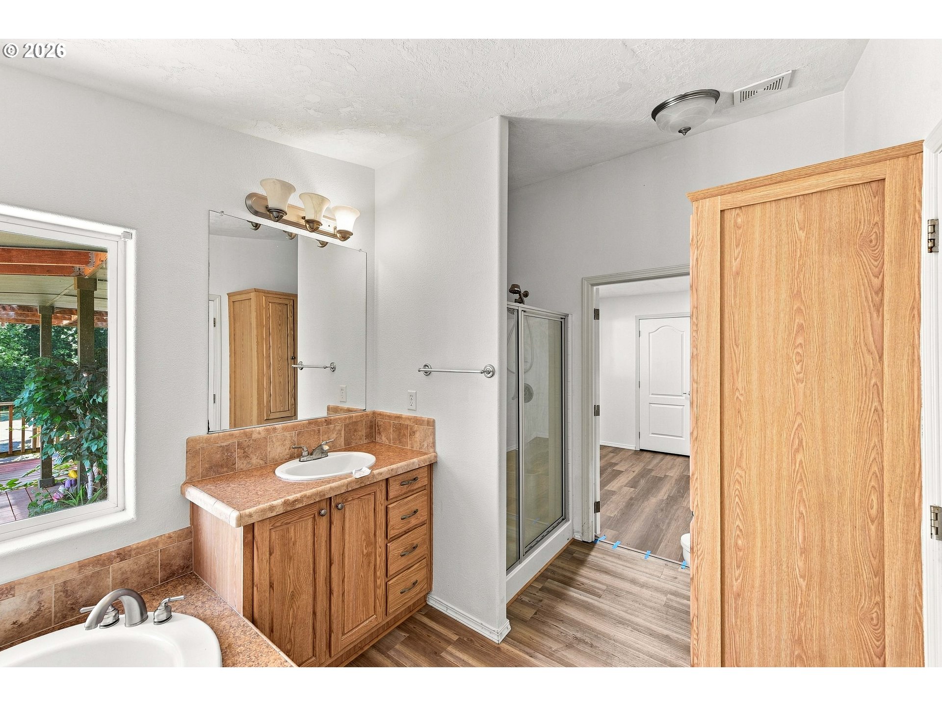 64608 E Bay Rd Property Photo 32