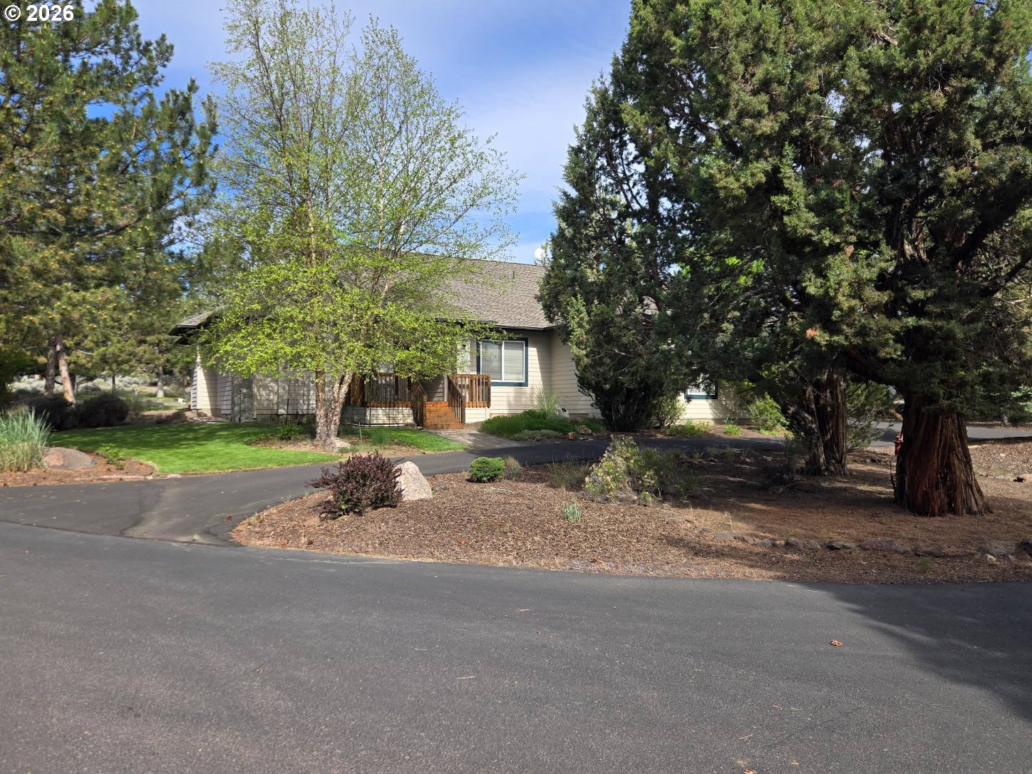 2261 Condor Dr Property Photo 1