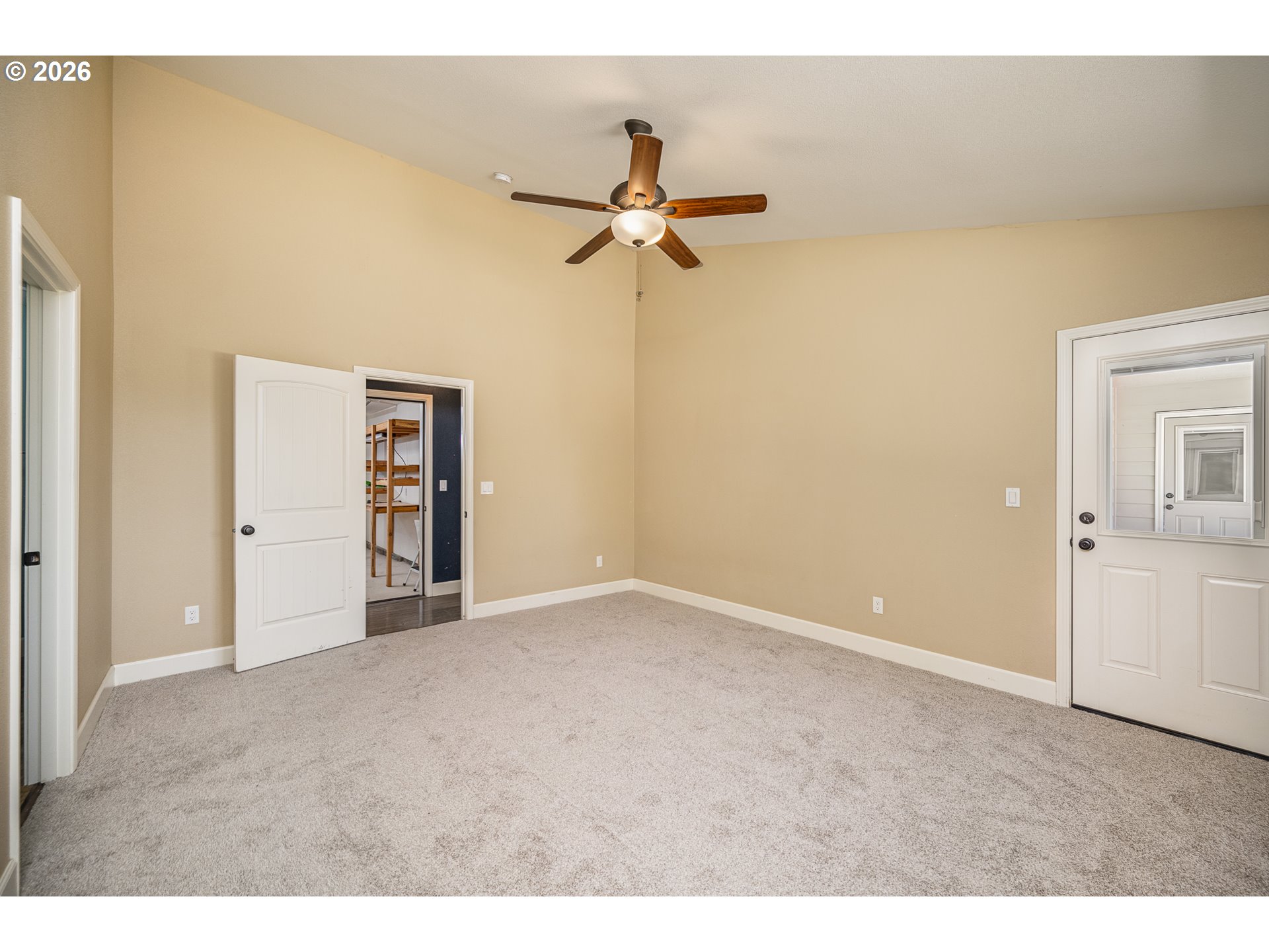 2306 Harding St Property Photo 15
